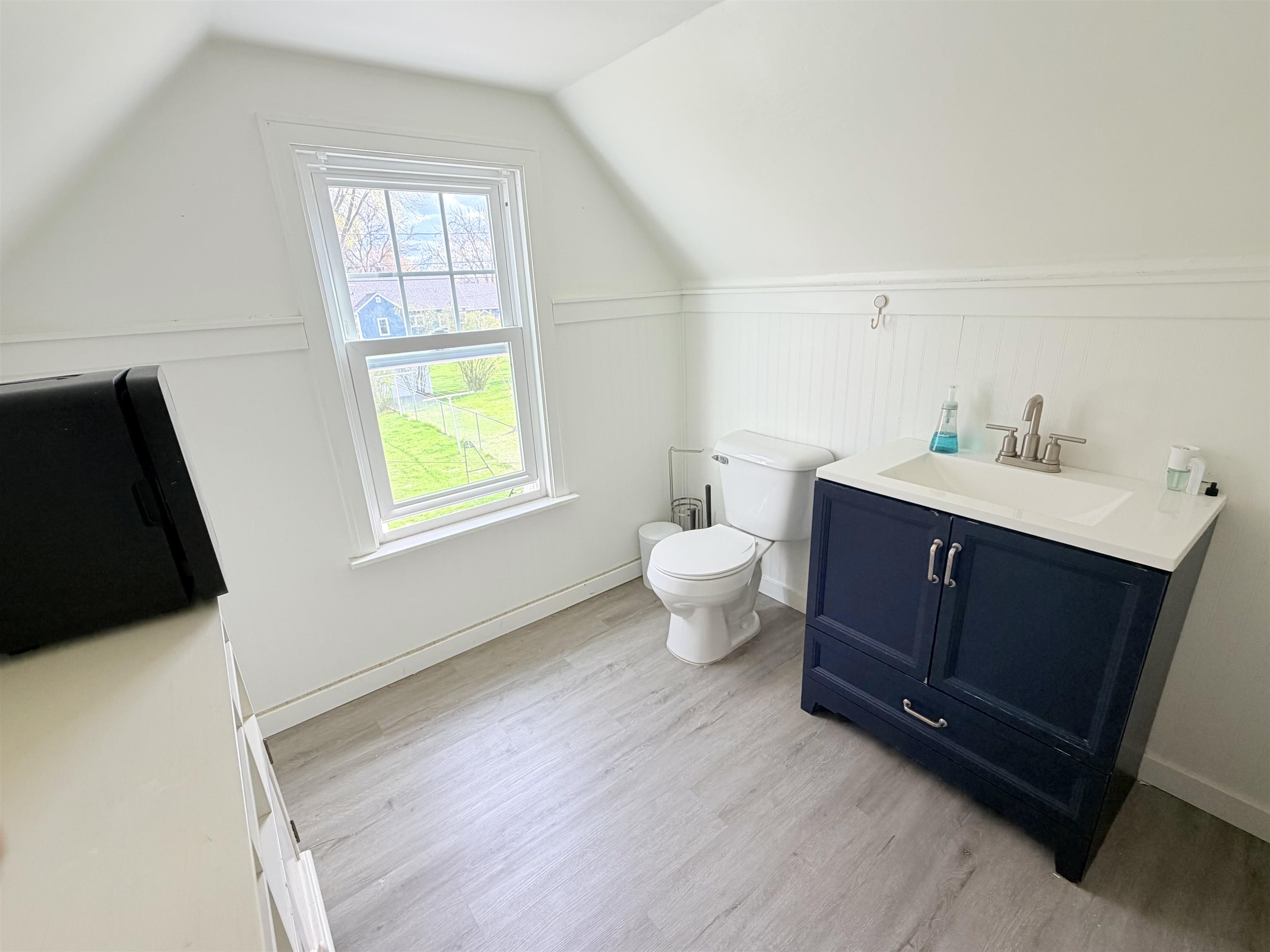 401 BROADWAY AVENUE, Wausau, Wisconsin 54403, 3 Bedrooms Bedrooms, ,1 BathroomBathrooms,Residential,For Sale,401 BROADWAY AVENUE,22601743