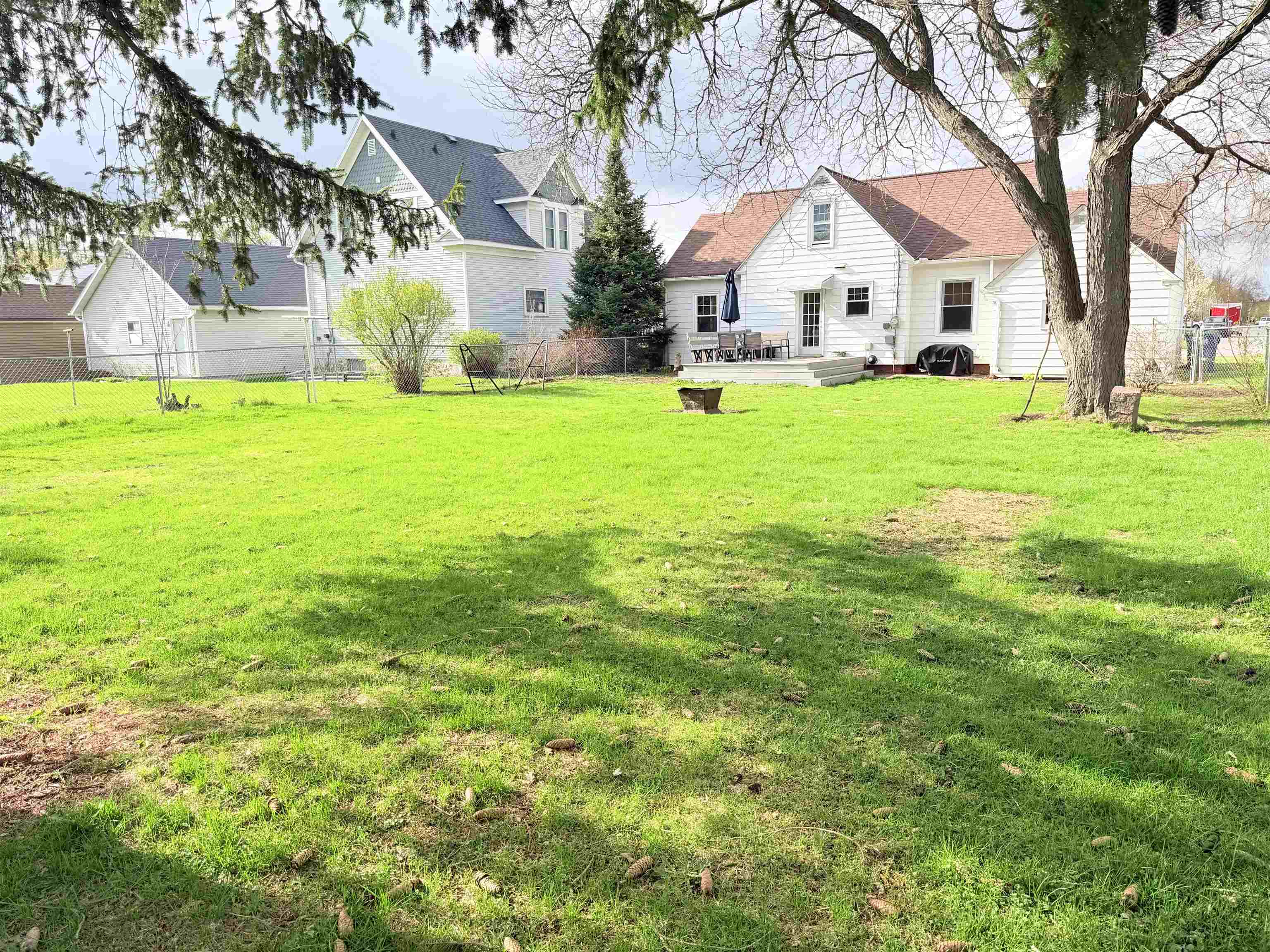 401 BROADWAY AVENUE, Wausau, Wisconsin 54403, 3 Bedrooms Bedrooms, ,1 BathroomBathrooms,Residential,For Sale,401 BROADWAY AVENUE,22601743