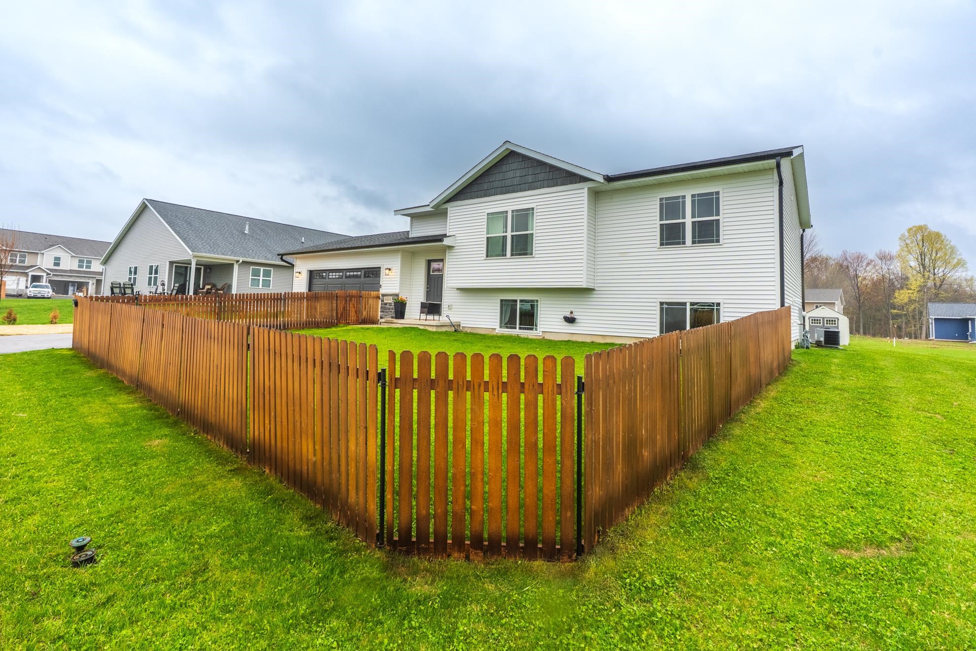 8301 HINNER SPRINGS DRIVE, Weston, Wisconsin 54476, 4 Bedrooms Bedrooms, ,2 BathroomsBathrooms,Residential,For Sale,8301 HINNER SPRINGS DRIVE,22601744