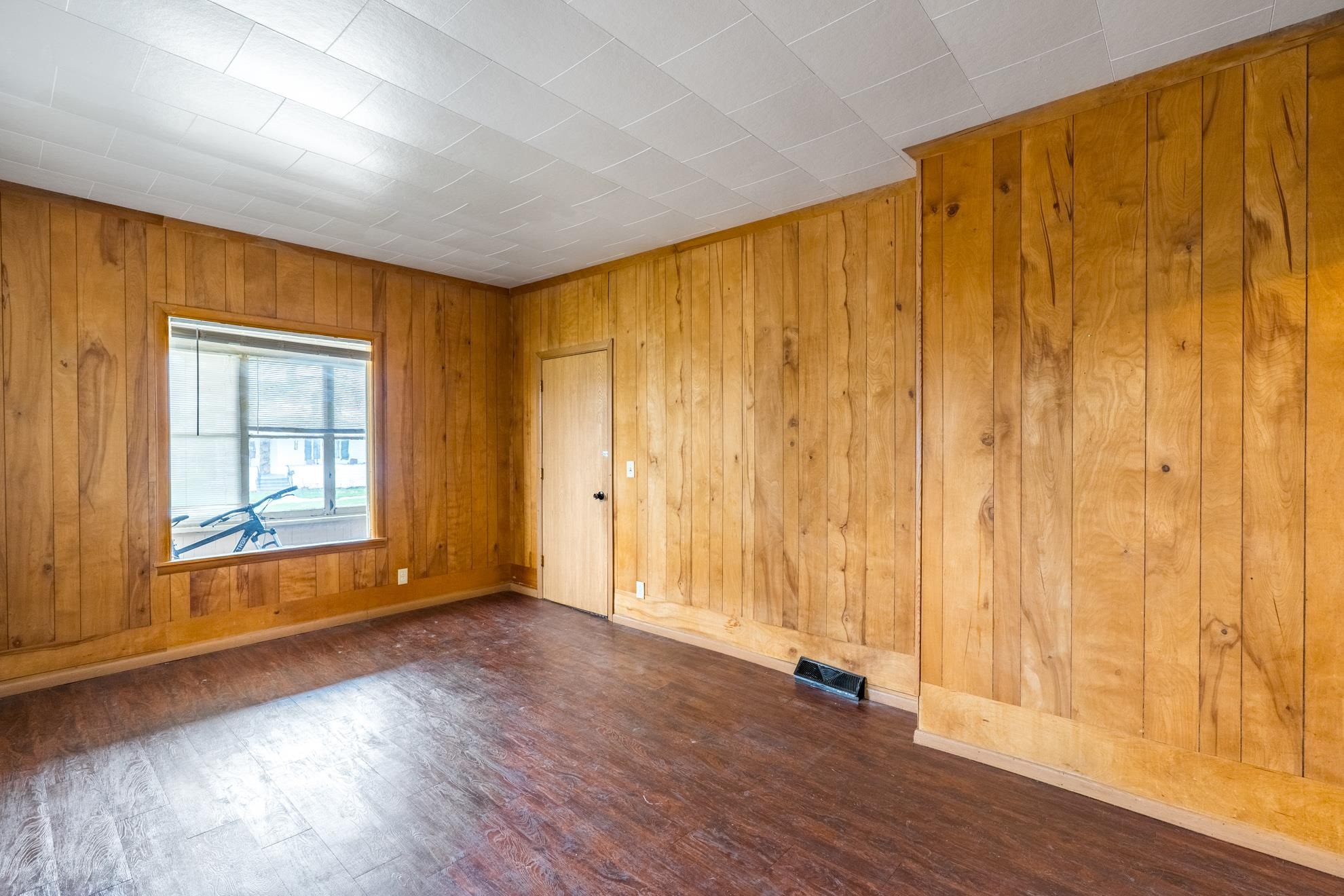 415 EDISON STREET, Antigo, Wisconsin 54409, 2 Bedrooms Bedrooms, ,1 BathroomBathrooms,Multi-family,For Sale,415 EDISON STREET,22601745