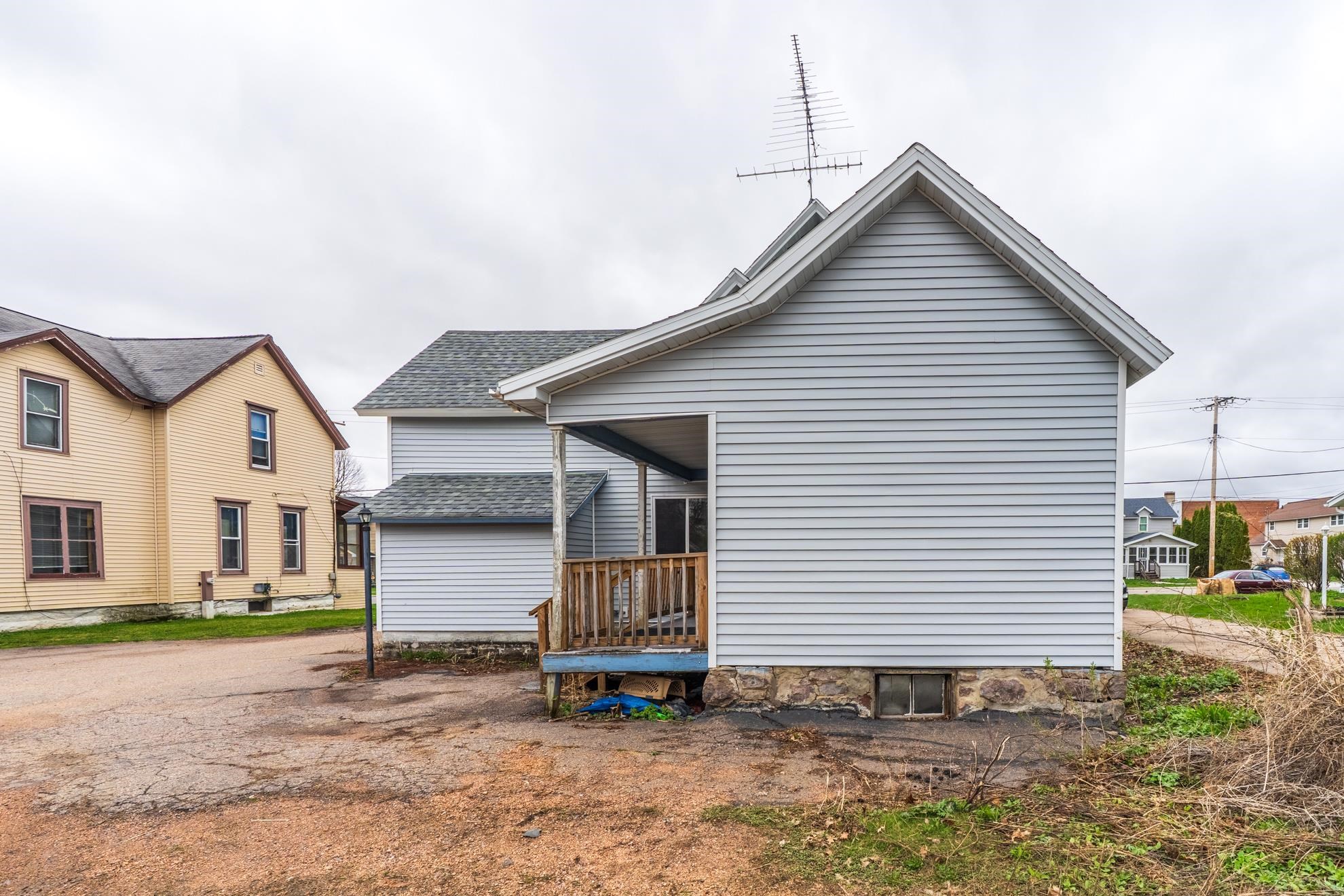 421 EDISON STREET, Antigo, Wisconsin 54409, 1 Bedroom Bedrooms, ,1 BathroomBathrooms,Multi-family,For Sale,421 EDISON STREET,22601746