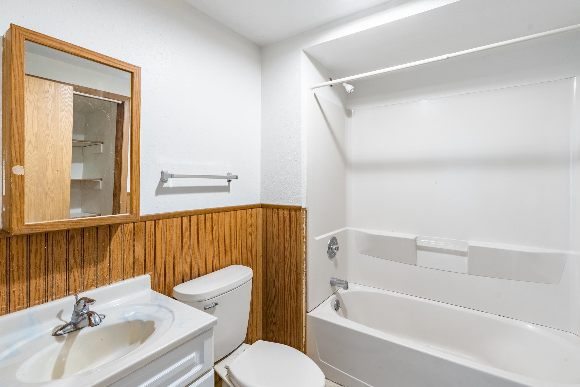 415 EDISON STREET, Antigo, Wisconsin 54409, 2 Bedrooms Bedrooms, ,1 BathroomBathrooms,Multi-family,For Sale,415 EDISON STREET,22601747