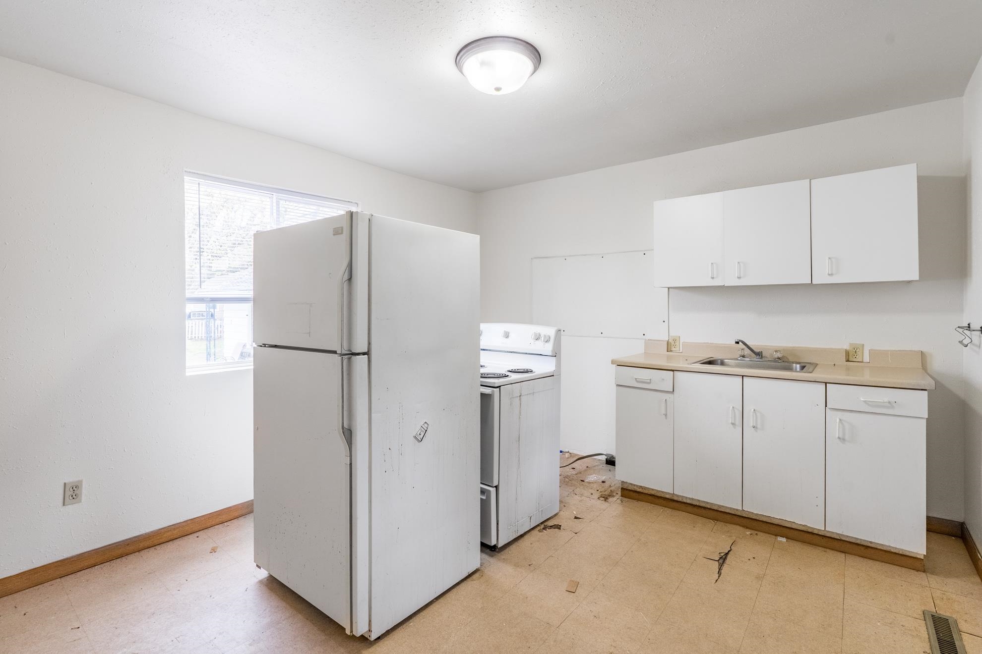 415 EDISON STREET, Antigo, Wisconsin 54409, 2 Bedrooms Bedrooms, ,1 BathroomBathrooms,Multi-family,For Sale,415 EDISON STREET,22601747