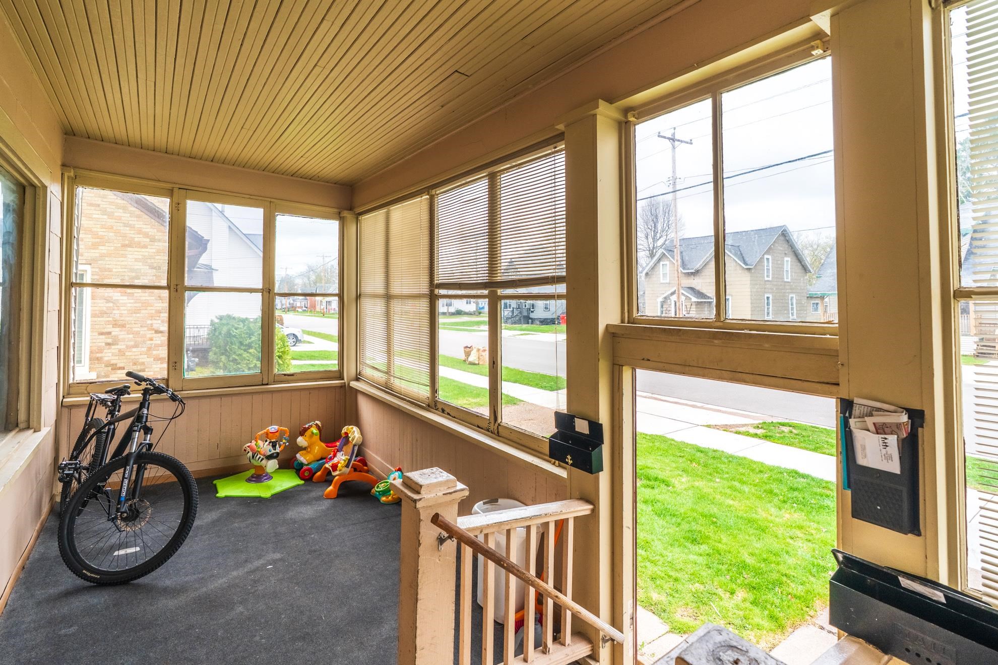 415 EDISON STREET, Antigo, Wisconsin 54409, 2 Bedrooms Bedrooms, ,1 BathroomBathrooms,Multi-family,For Sale,415 EDISON STREET,22601747