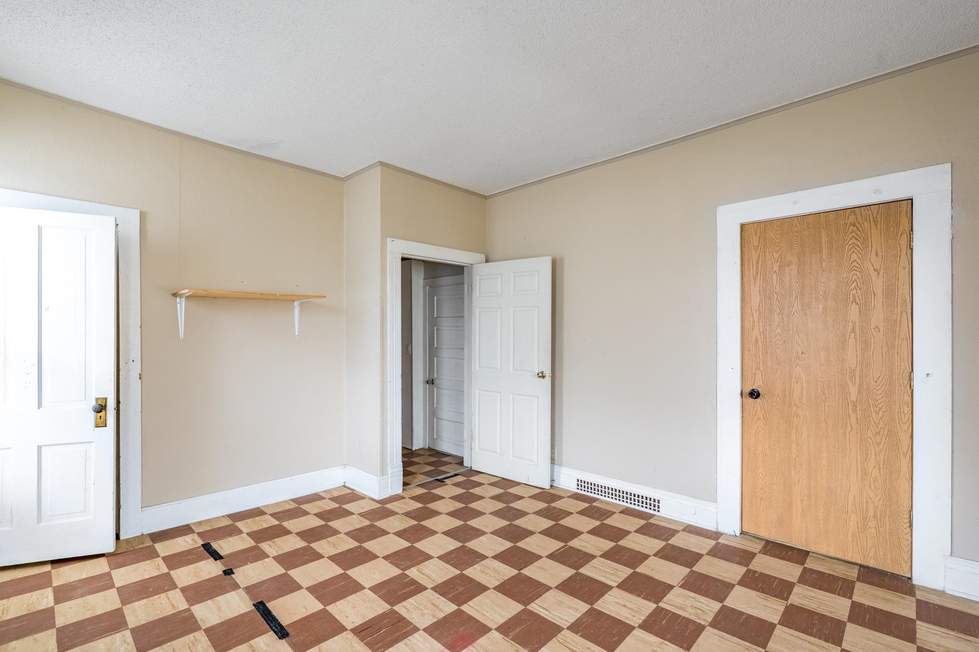 415 EDISON STREET, Antigo, Wisconsin 54409, 2 Bedrooms Bedrooms, ,1 BathroomBathrooms,Multi-family,For Sale,415 EDISON STREET,22601747