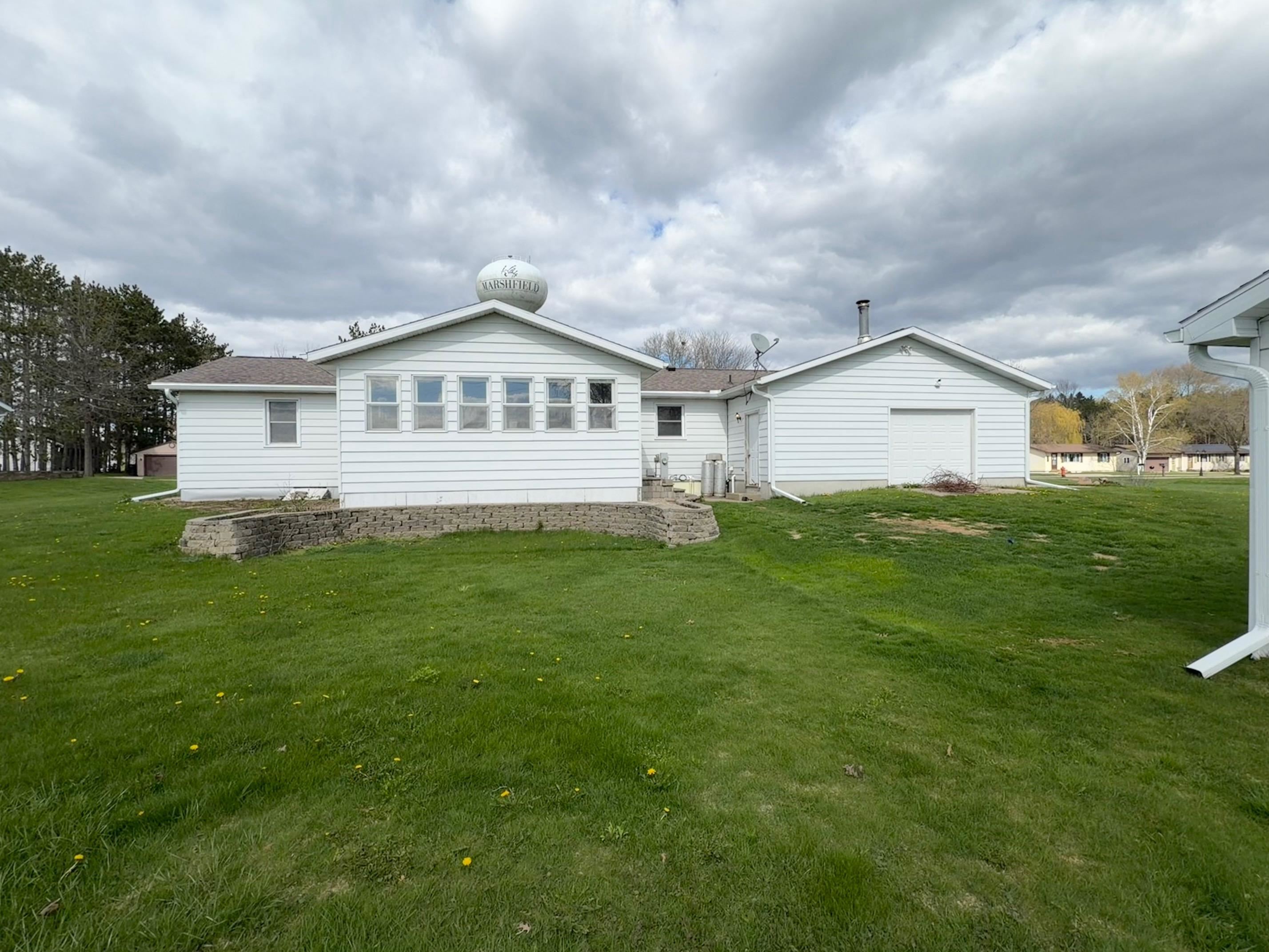 3028 POPP AVENUE, Marshfield, Wisconsin 54449, 4 Bedrooms Bedrooms, ,1 BathroomBathrooms,Residential,For Sale,3028 POPP AVENUE,22601749