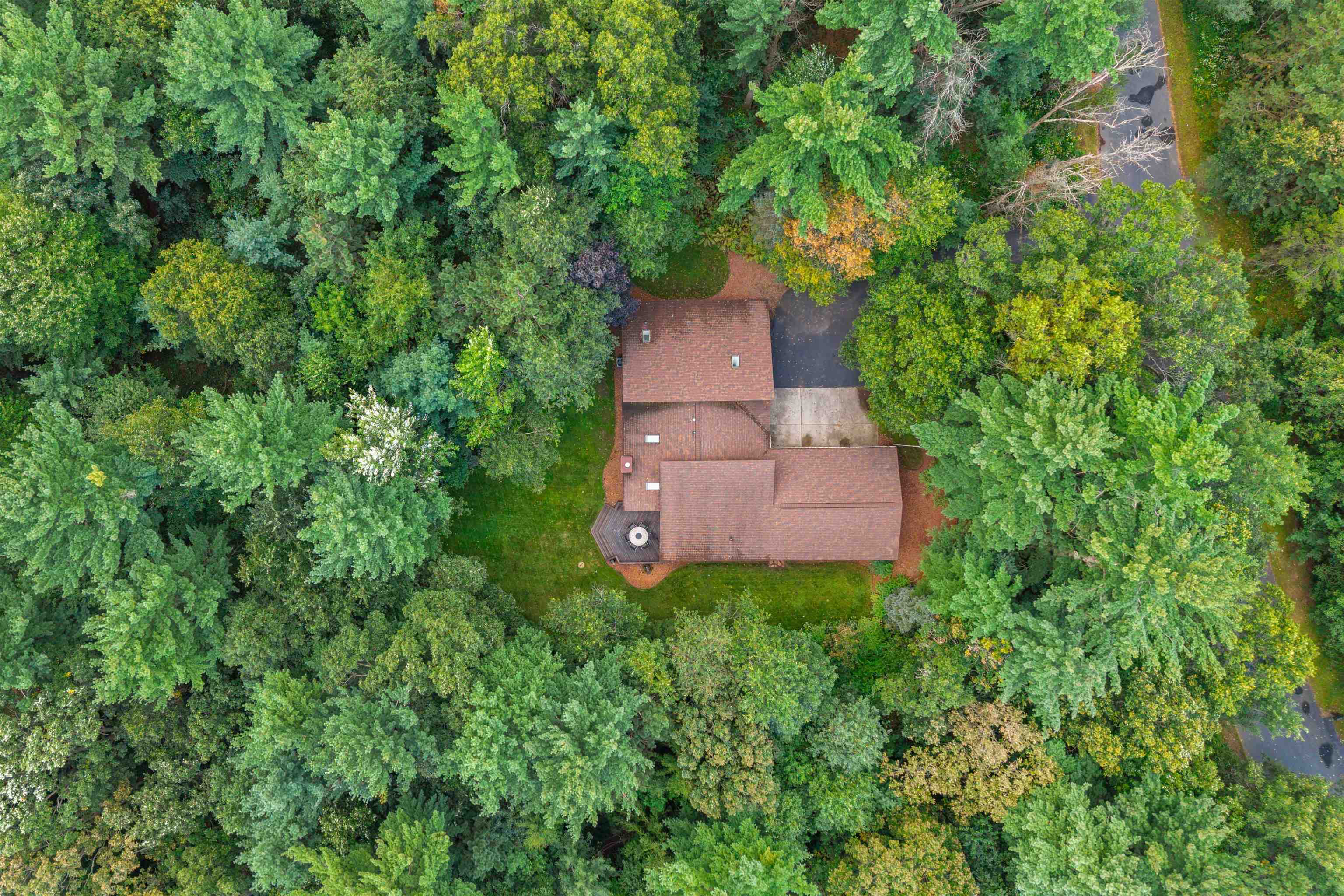 313 WOODLAND DRIVE, Stevens Point, Wisconsin 54482, 3 Bedrooms Bedrooms, ,2 BathroomsBathrooms,Residential,For Sale,313 WOODLAND DRIVE,22601752