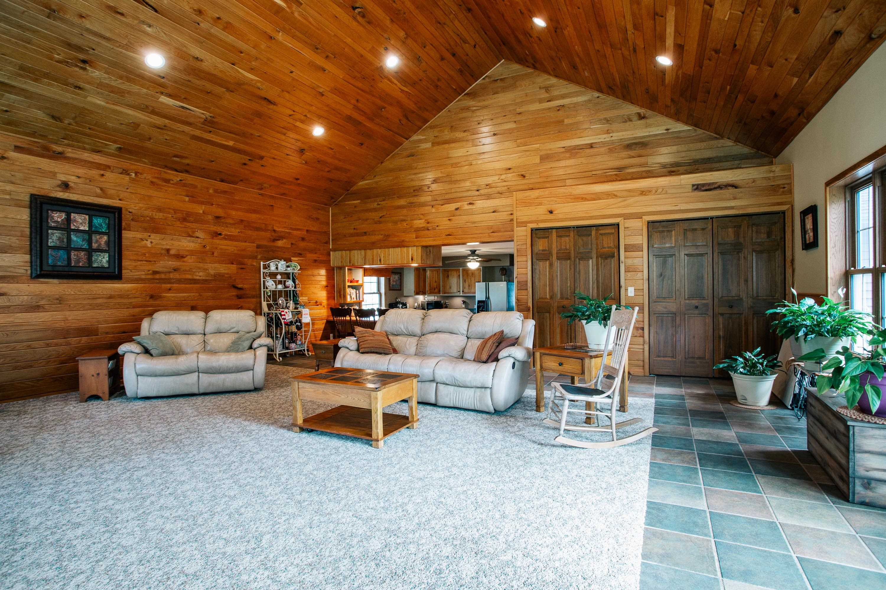 404 E 2ND STREET, Neillsville, Wisconsin 54456, 3 Bedrooms Bedrooms, ,2 BathroomsBathrooms,Residential,For Sale,404 E 2ND STREET,22601753