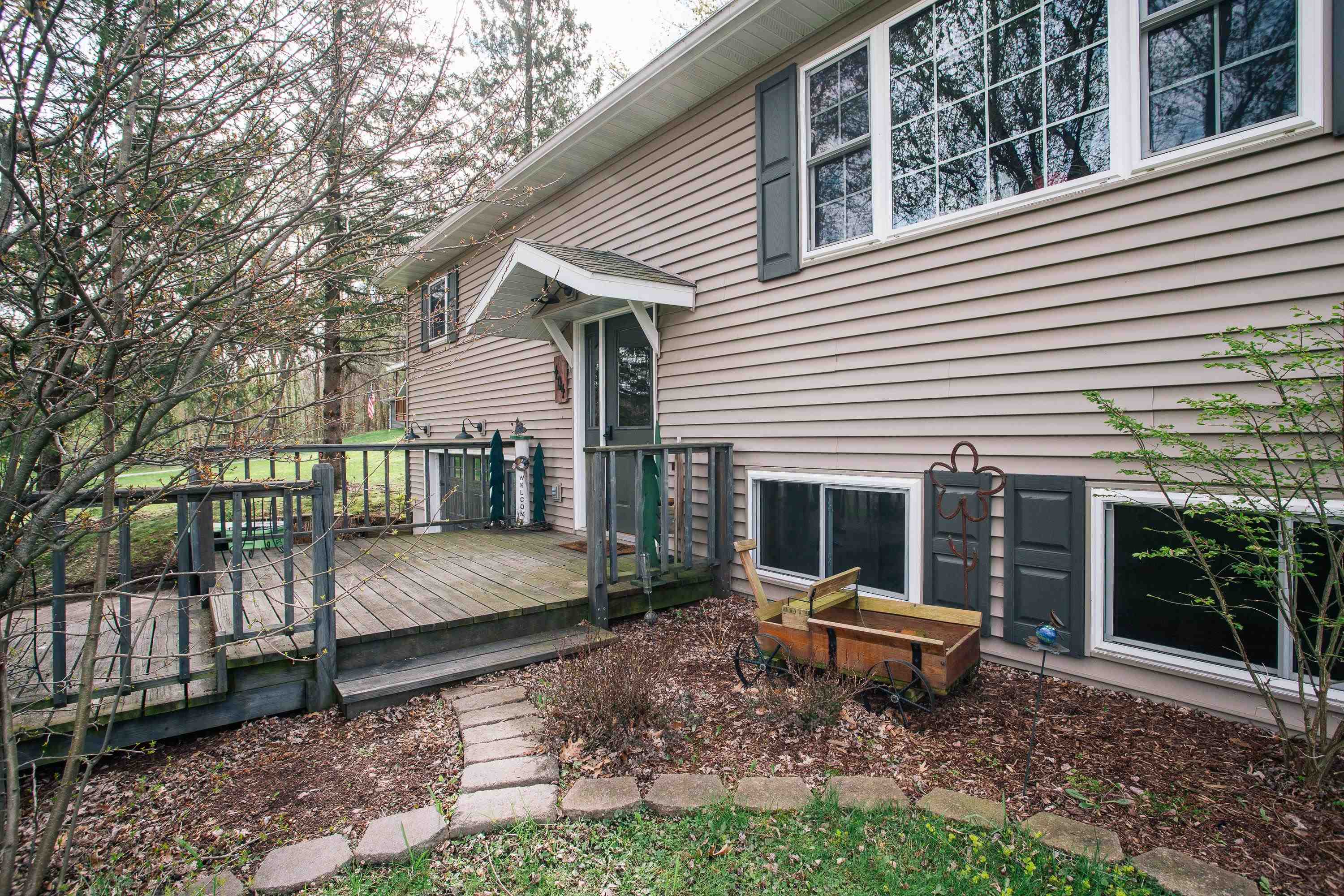 404 E 2ND STREET, Neillsville, Wisconsin 54456, 3 Bedrooms Bedrooms, ,2 BathroomsBathrooms,Residential,For Sale,404 E 2ND STREET,22601753