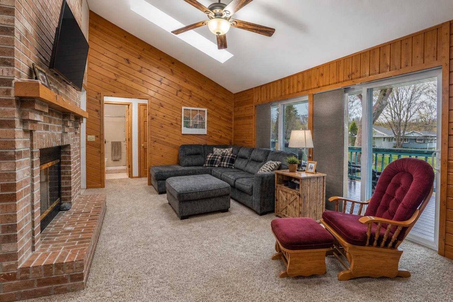 2040 N 1ST STREET, Wisconsin Rapids, Wisconsin 54494, 3 Bedrooms Bedrooms, ,2 BathroomsBathrooms,Residential,For Sale,2040 N 1ST STREET,22601754