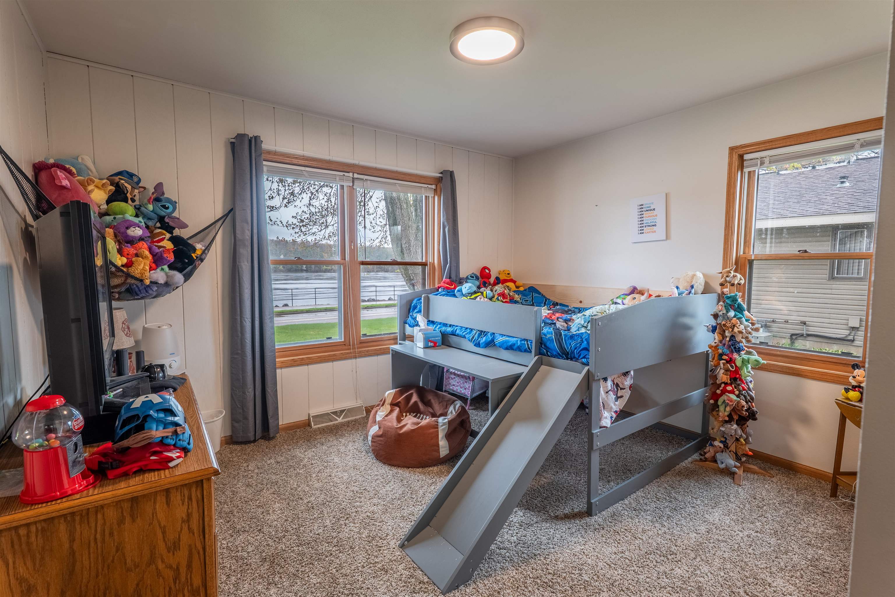 2040 N 1ST STREET, Wisconsin Rapids, Wisconsin 54494, 3 Bedrooms Bedrooms, ,2 BathroomsBathrooms,Residential,For Sale,2040 N 1ST STREET,22601754