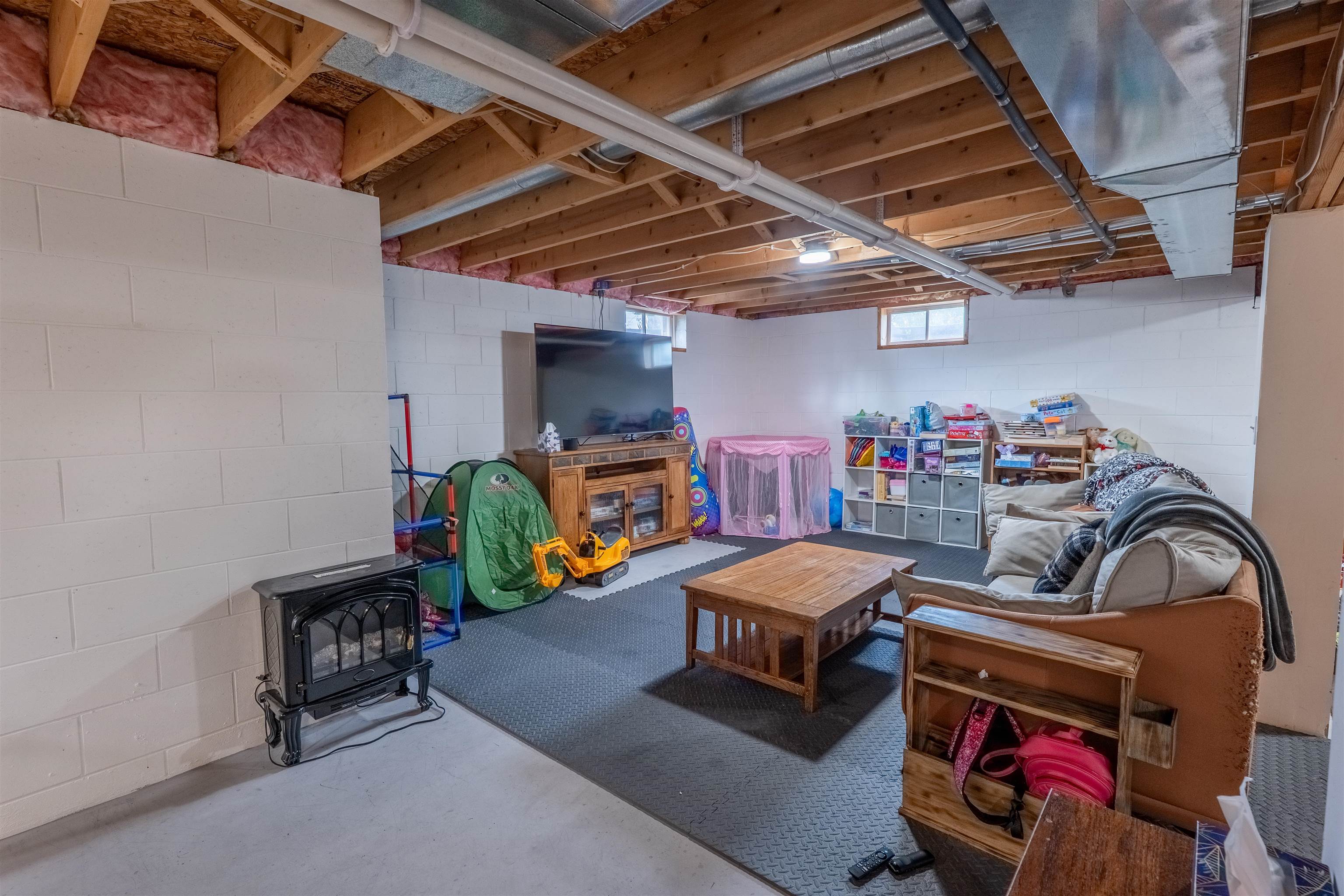 2040 N 1ST STREET, Wisconsin Rapids, Wisconsin 54494, 3 Bedrooms Bedrooms, ,2 BathroomsBathrooms,Residential,For Sale,2040 N 1ST STREET,22601754