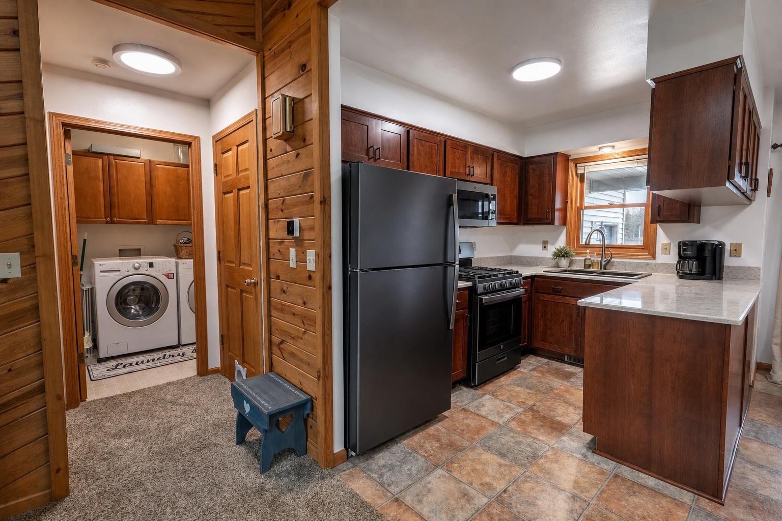 2040 N 1ST STREET, Wisconsin Rapids, Wisconsin 54494, 3 Bedrooms Bedrooms, ,2 BathroomsBathrooms,Residential,For Sale,2040 N 1ST STREET,22601754