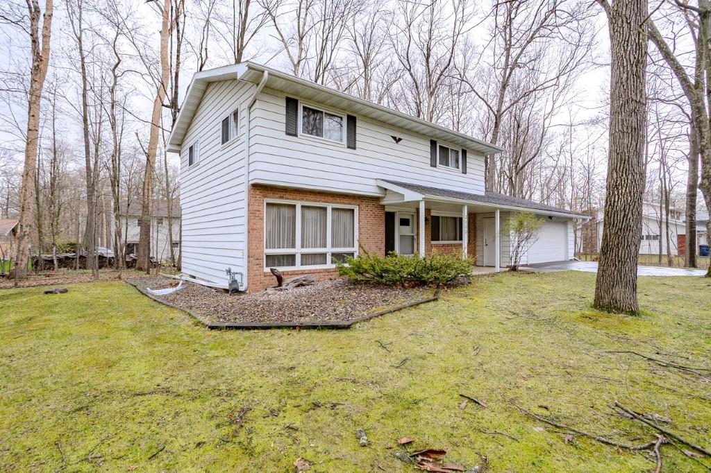 2110 HEMLOCK AVENUE, Schofield, Wisconsin 54476, 4 Bedrooms Bedrooms, ,1 BathroomBathrooms,Residential,For Sale,2110 HEMLOCK AVENUE,22601755