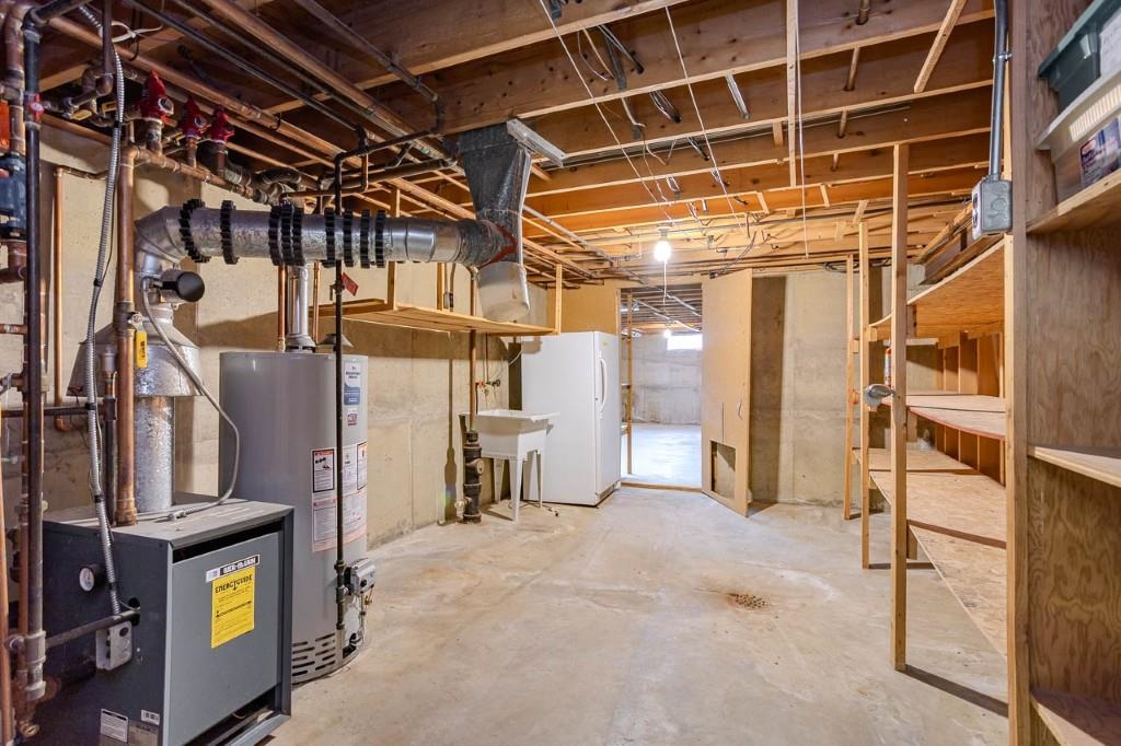 2110 HEMLOCK AVENUE, Schofield, Wisconsin 54476, 4 Bedrooms Bedrooms, ,1 BathroomBathrooms,Residential,For Sale,2110 HEMLOCK AVENUE,22601755