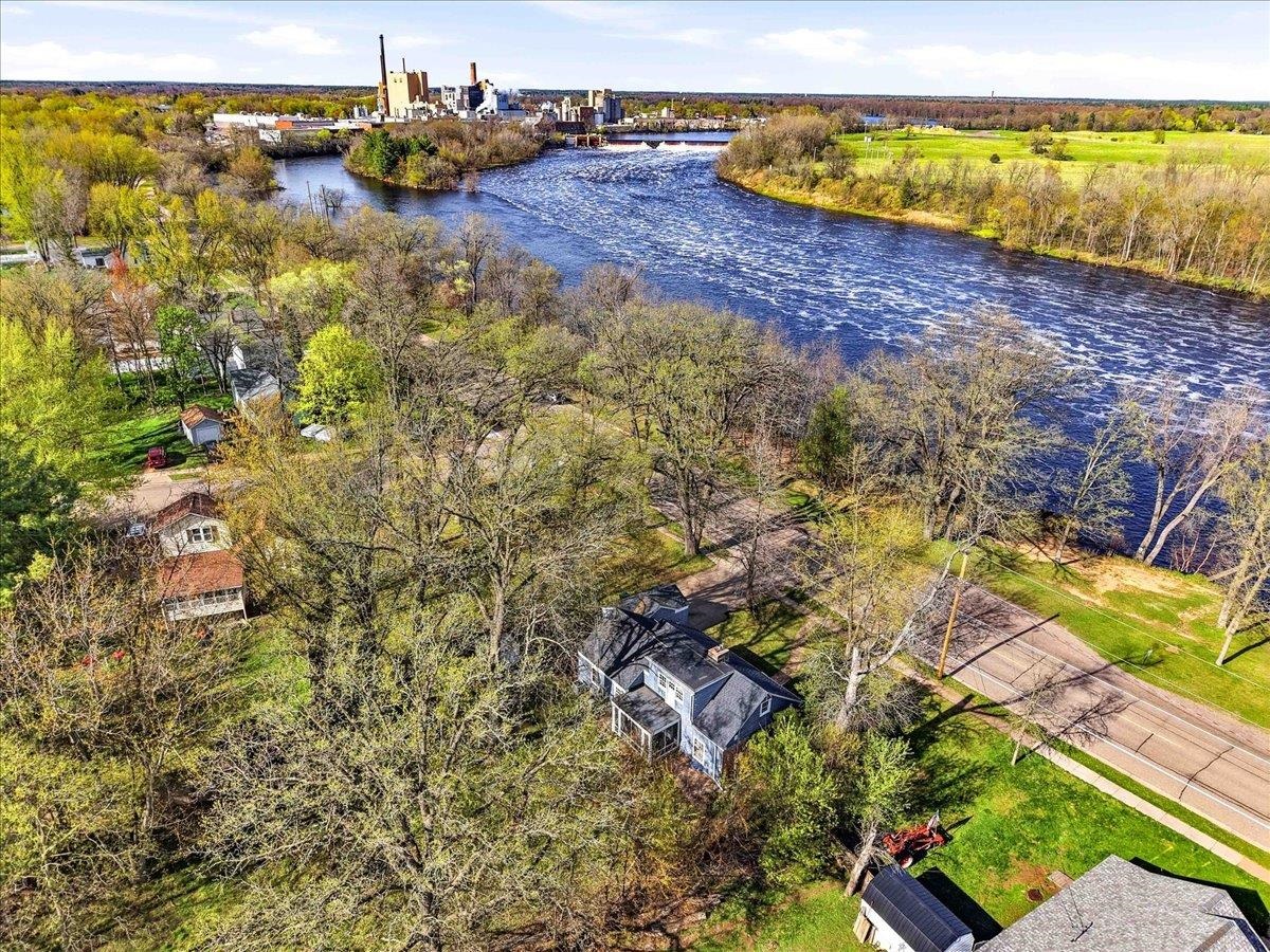 812 POINT BASSE AVENUE, Nekoosa, Wisconsin 54457, 3 Bedrooms Bedrooms, ,2 BathroomsBathrooms,Residential,For Sale,812 POINT BASSE AVENUE,22601757