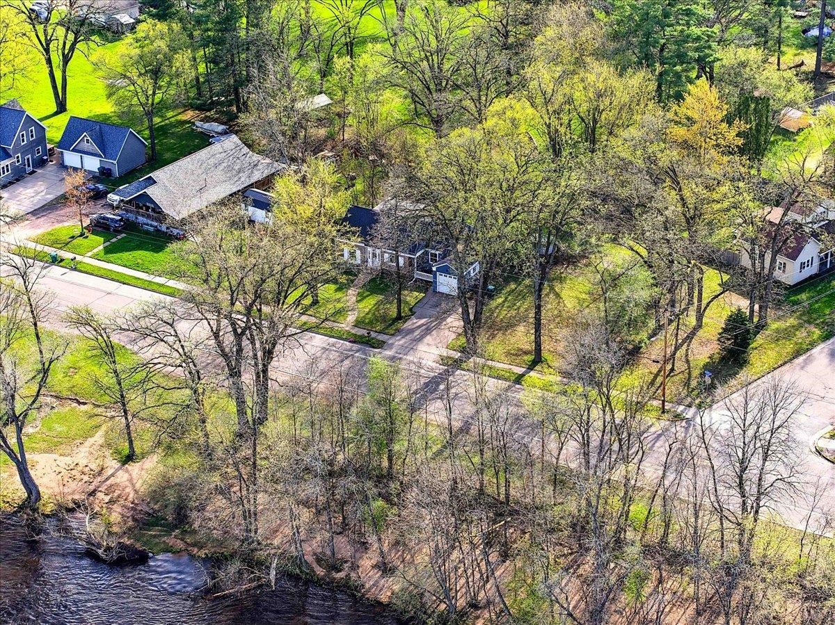 812 POINT BASSE AVENUE, Nekoosa, Wisconsin 54457, 3 Bedrooms Bedrooms, ,2 BathroomsBathrooms,Residential,For Sale,812 POINT BASSE AVENUE,22601757