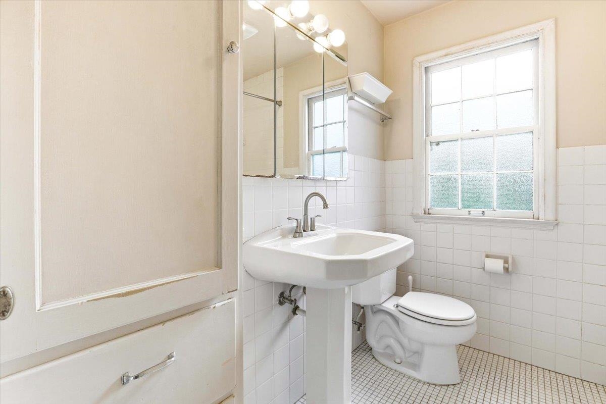 812 POINT BASSE AVENUE, Nekoosa, Wisconsin 54457, 3 Bedrooms Bedrooms, ,2 BathroomsBathrooms,Residential,For Sale,812 POINT BASSE AVENUE,22601757