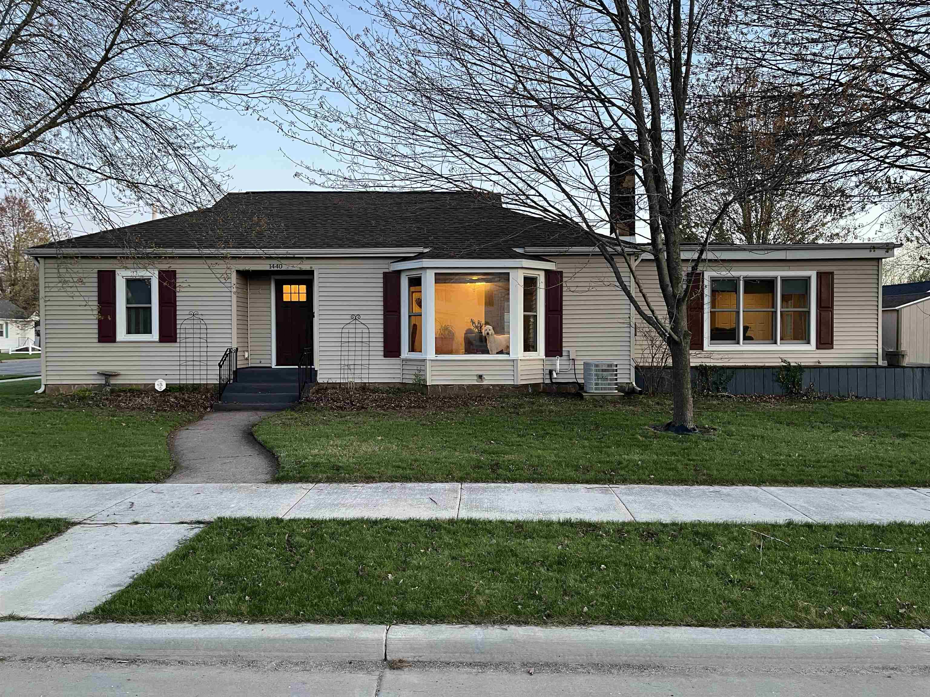 1440 OAK STREET, Wisconsin Rapids, Wisconsin 54494, 3 Bedrooms Bedrooms, ,2 BathroomsBathrooms,Residential,For Sale,1440 OAK STREET,22601762