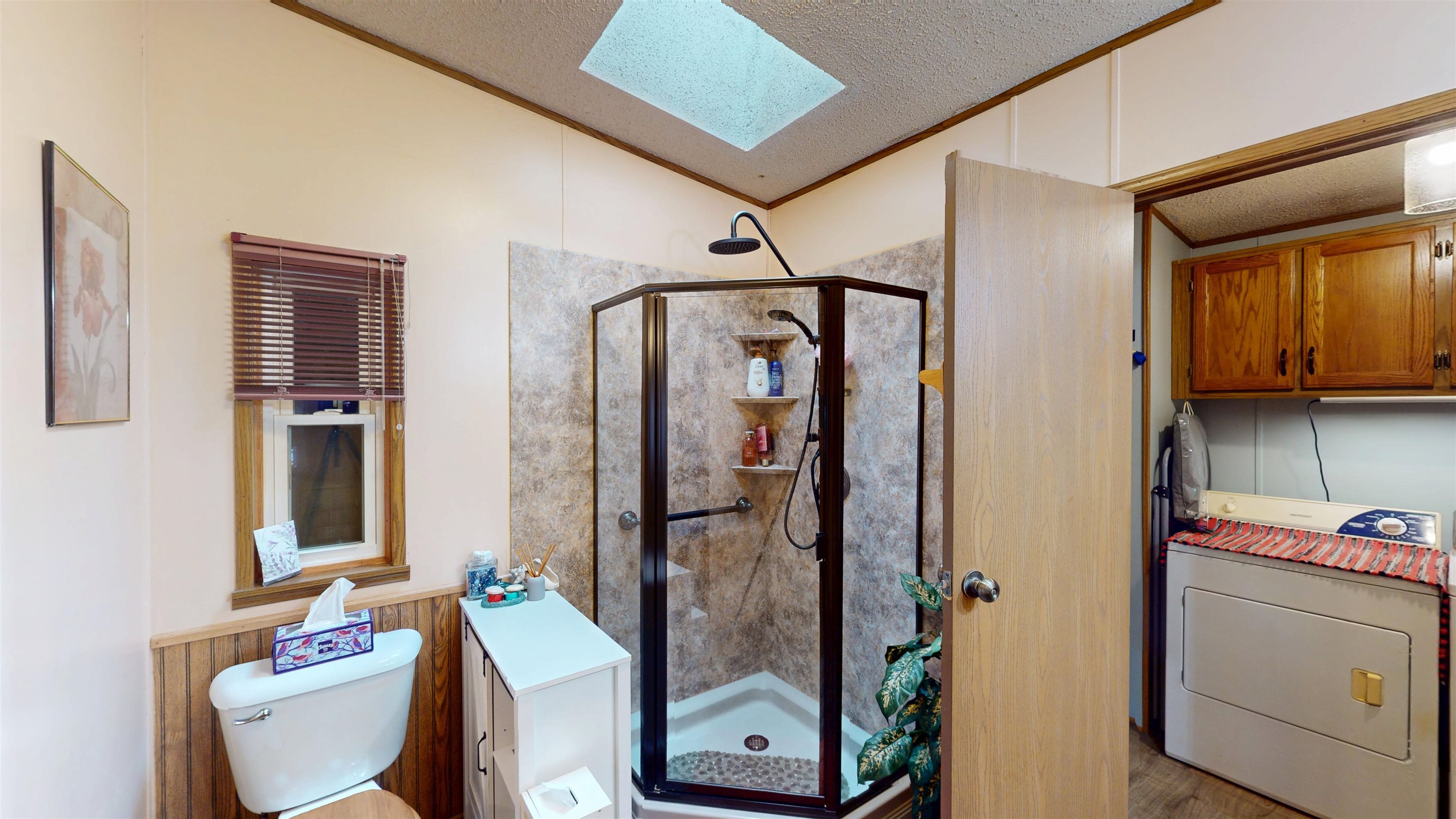 114 N PARK AVENUE, Medford, Wisconsin 54451, 3 Bedrooms Bedrooms, ,2 BathroomsBathrooms,Residential,For Sale,114 N PARK AVENUE,22601763