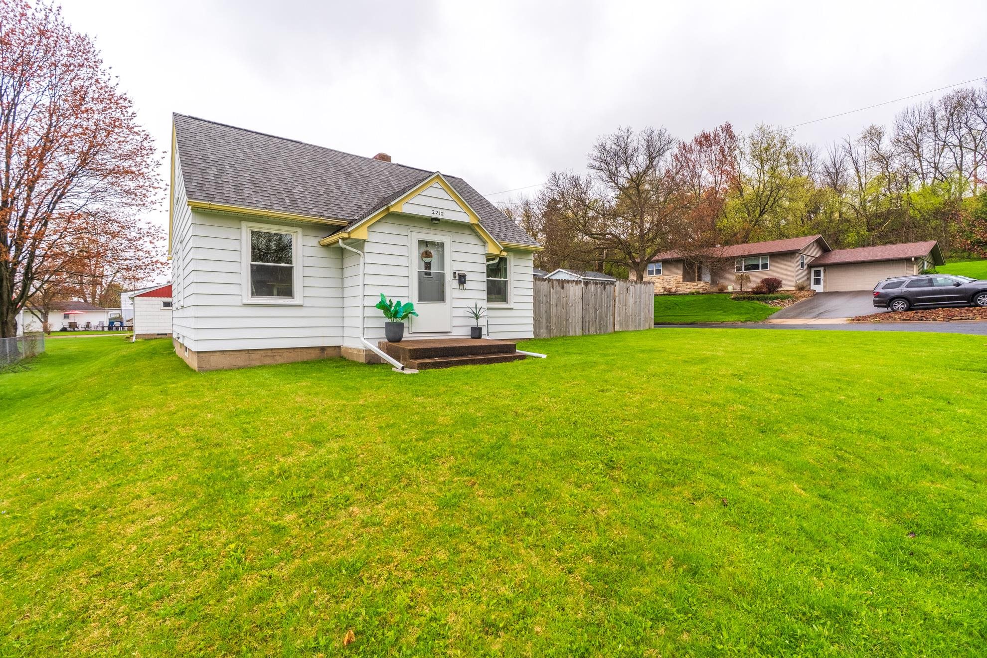 2212 N 9TH STREET, Wausau, Wisconsin 54403, 3 Bedrooms Bedrooms, ,1 BathroomBathrooms,Residential,For Sale,2212 N 9TH STREET,22601768