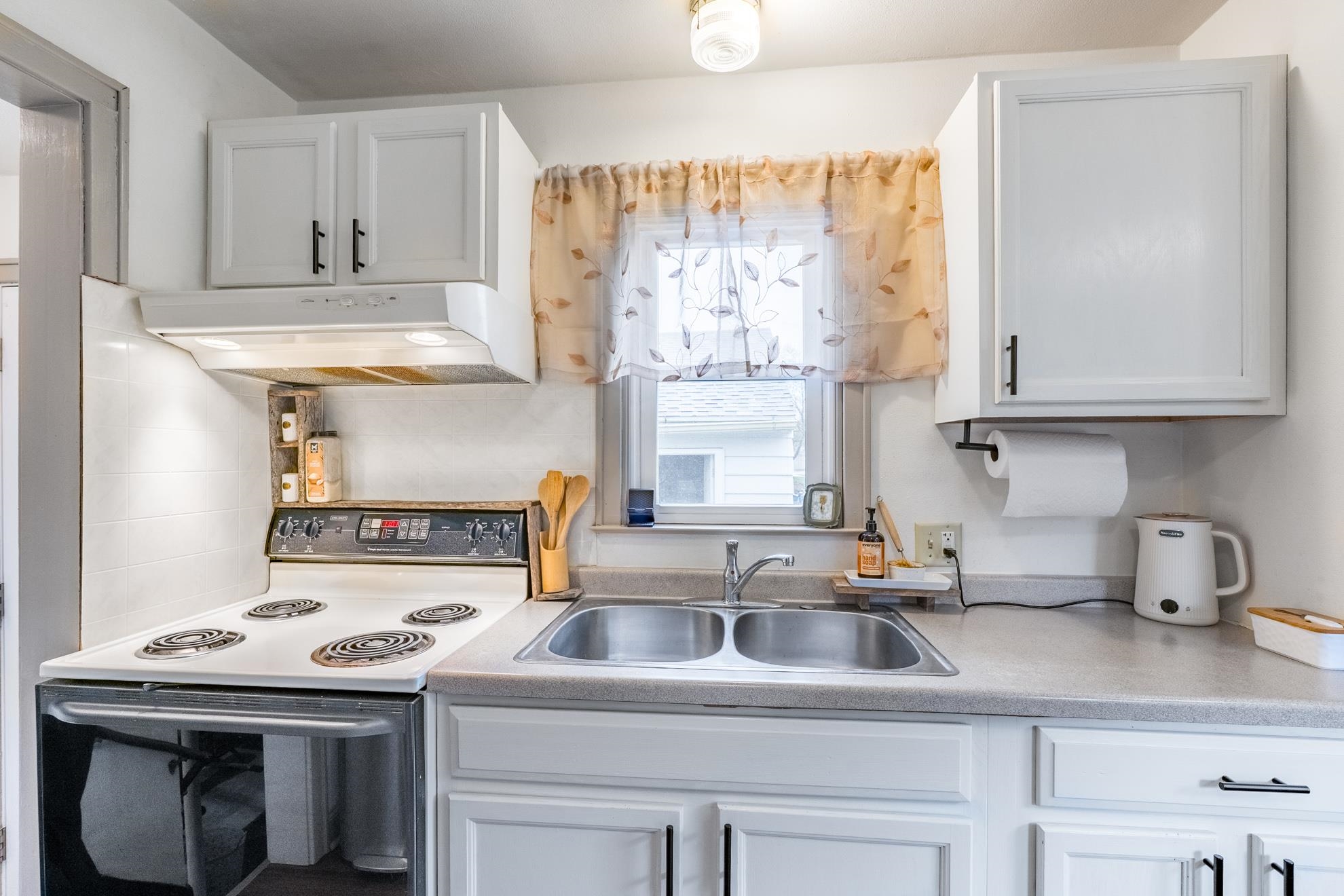 2212 N 9TH STREET, Wausau, Wisconsin 54403, 3 Bedrooms Bedrooms, ,1 BathroomBathrooms,Residential,For Sale,2212 N 9TH STREET,22601768