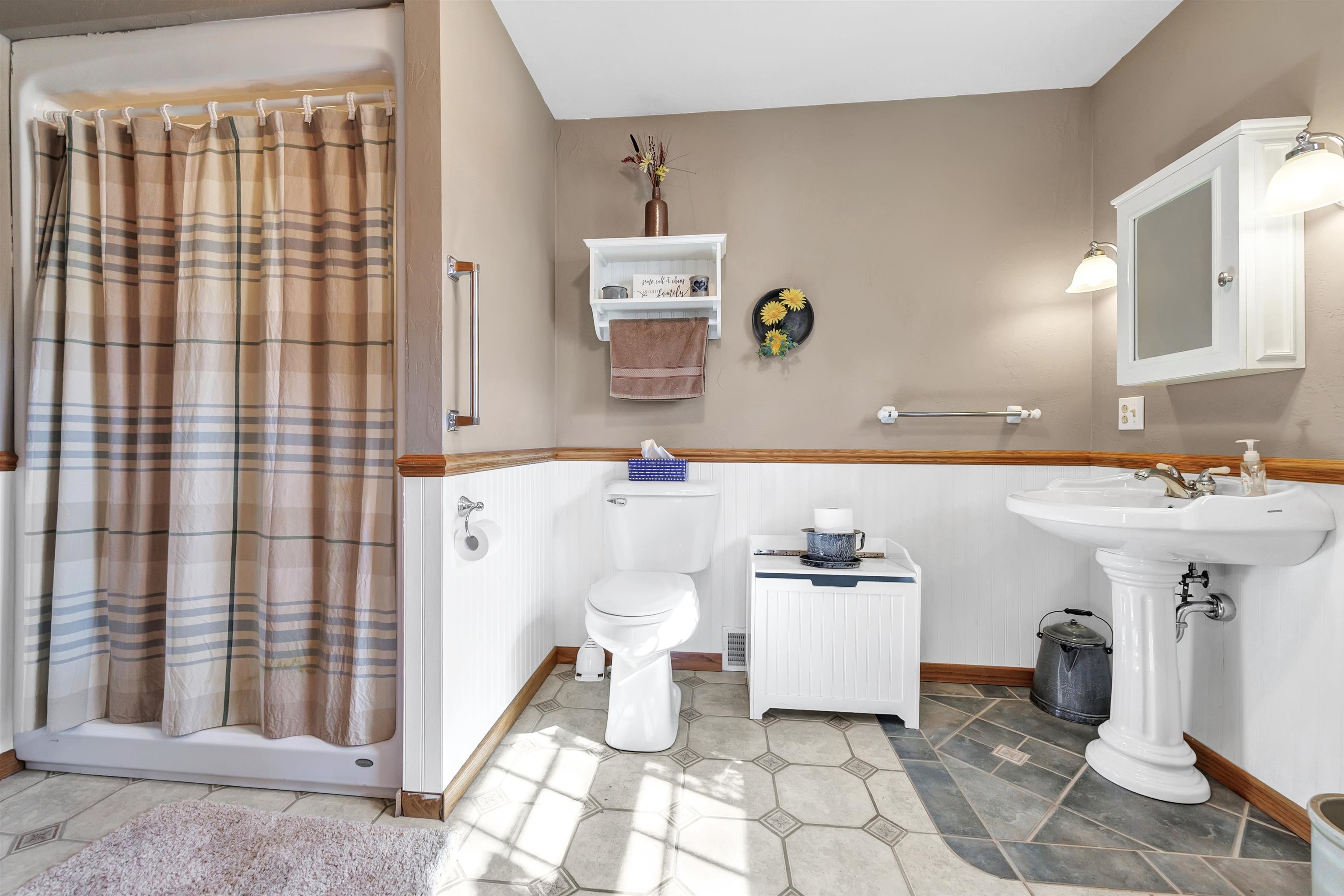 N2311 LONG COVE DRIVE, Waupaca, Wisconsin 54981, 3 Bedrooms Bedrooms, ,2 BathroomsBathrooms,Residential,For Sale,N2311 LONG COVE DRIVE,22601774