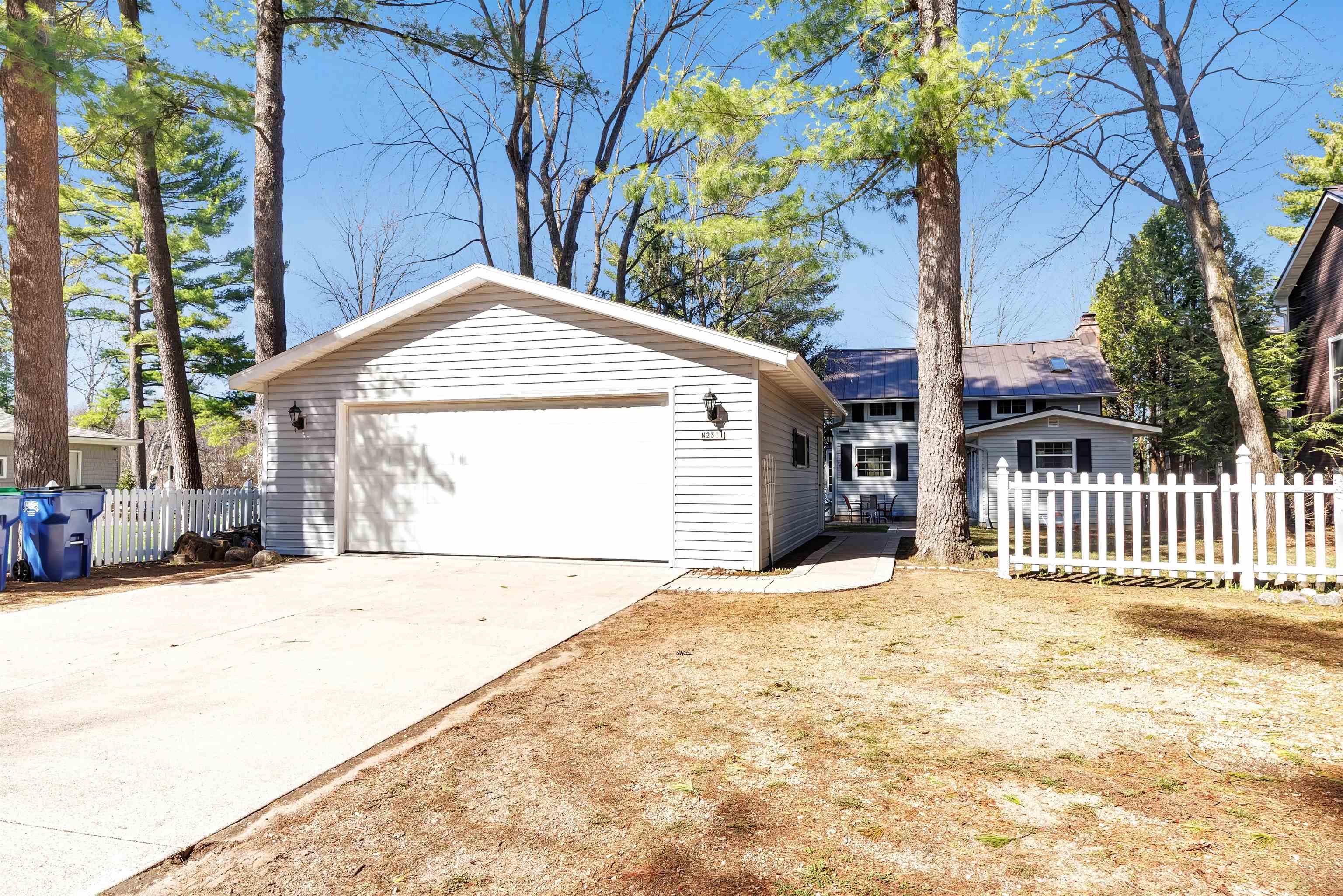 N2311 LONG COVE DRIVE, Waupaca, Wisconsin 54981, 3 Bedrooms Bedrooms, ,2 BathroomsBathrooms,Residential,For Sale,N2311 LONG COVE DRIVE,22601774