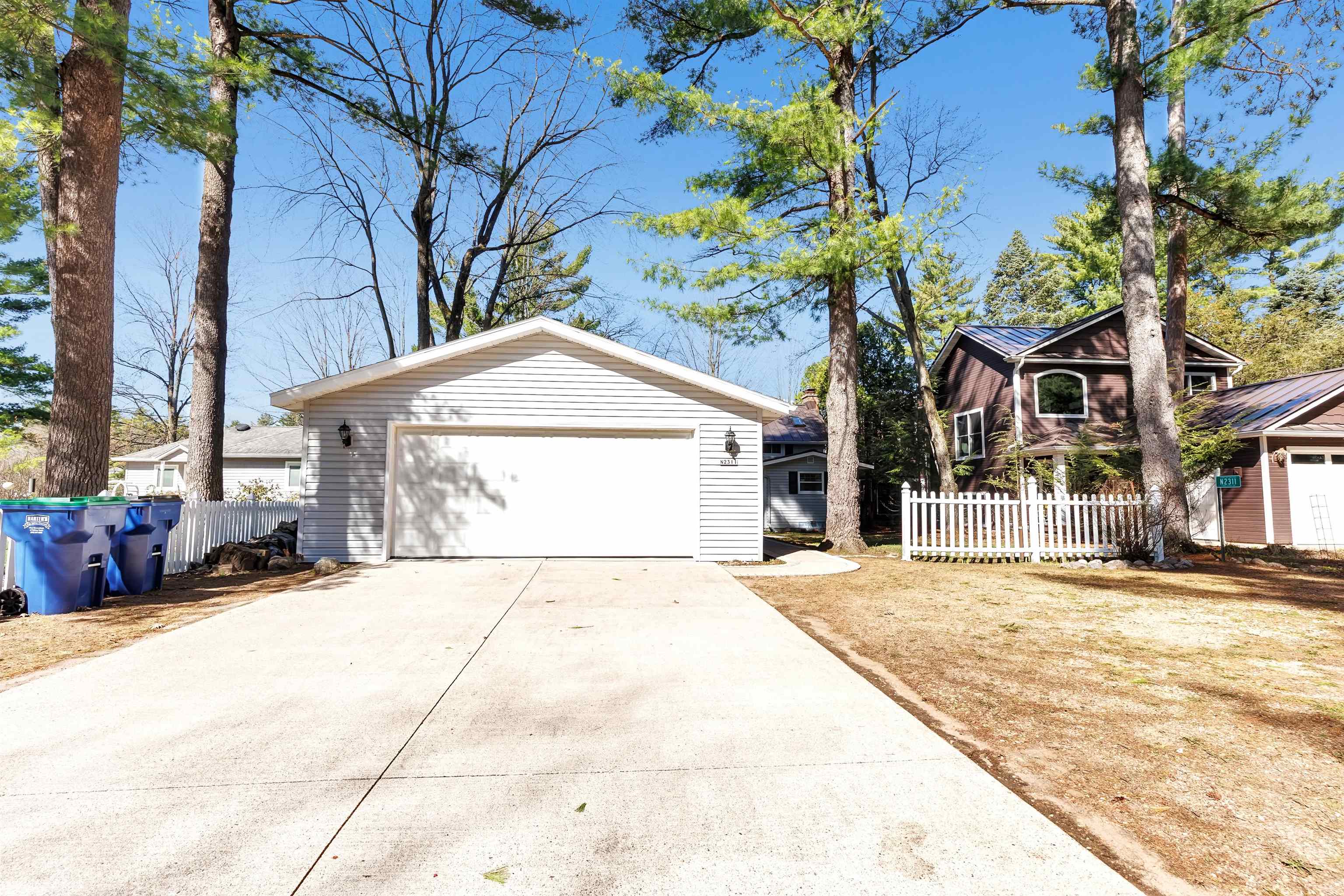 N2311 LONG COVE DRIVE, Waupaca, Wisconsin 54981, 3 Bedrooms Bedrooms, ,2 BathroomsBathrooms,Residential,For Sale,N2311 LONG COVE DRIVE,22601774