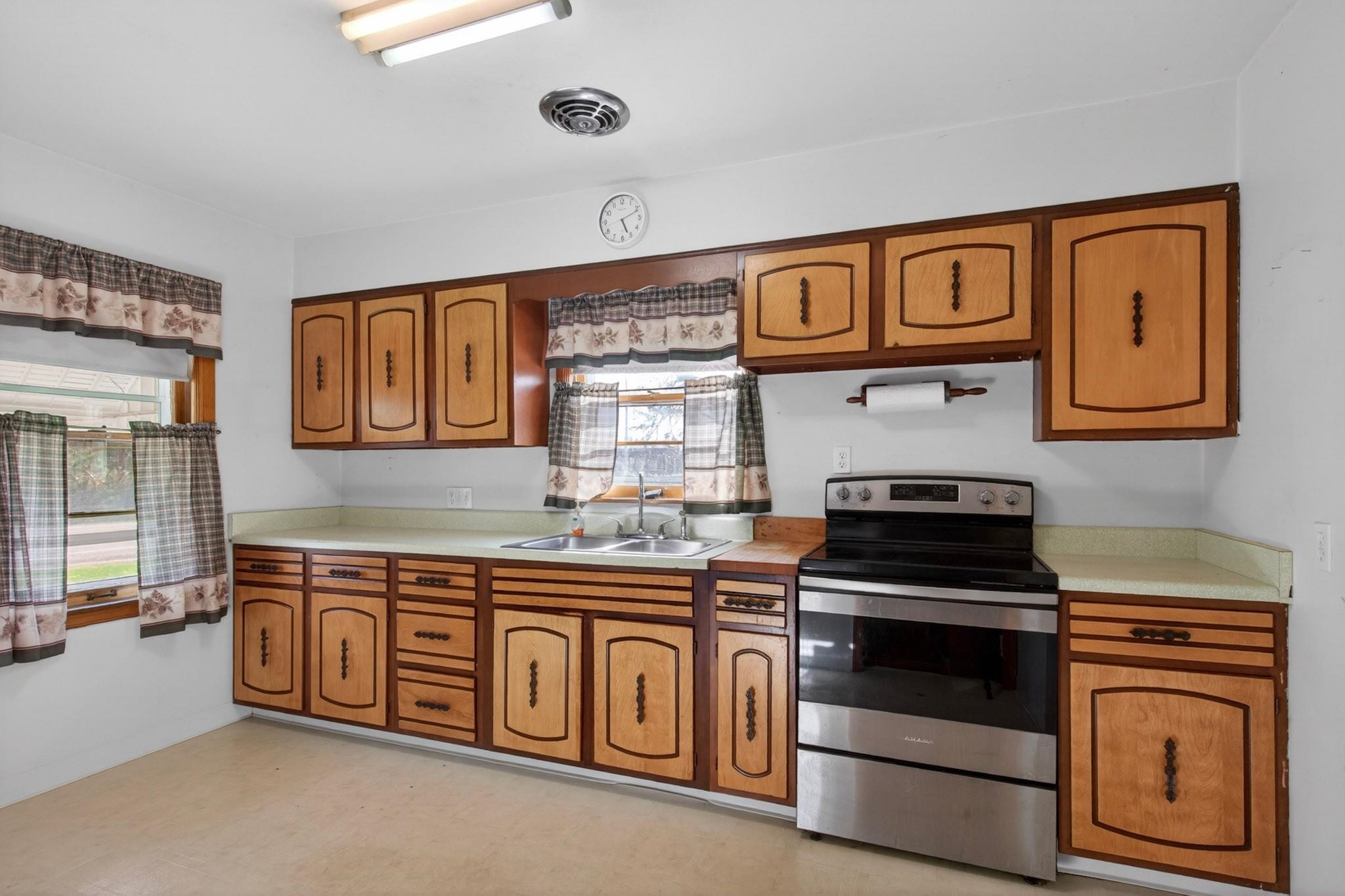 4730 10TH STREET SOUTH, Wisconsin Rapids, Wisconsin 54494, 2 Bedrooms Bedrooms, ,1 BathroomBathrooms,Residential,For Sale,4730 10TH STREET SOUTH,22601778