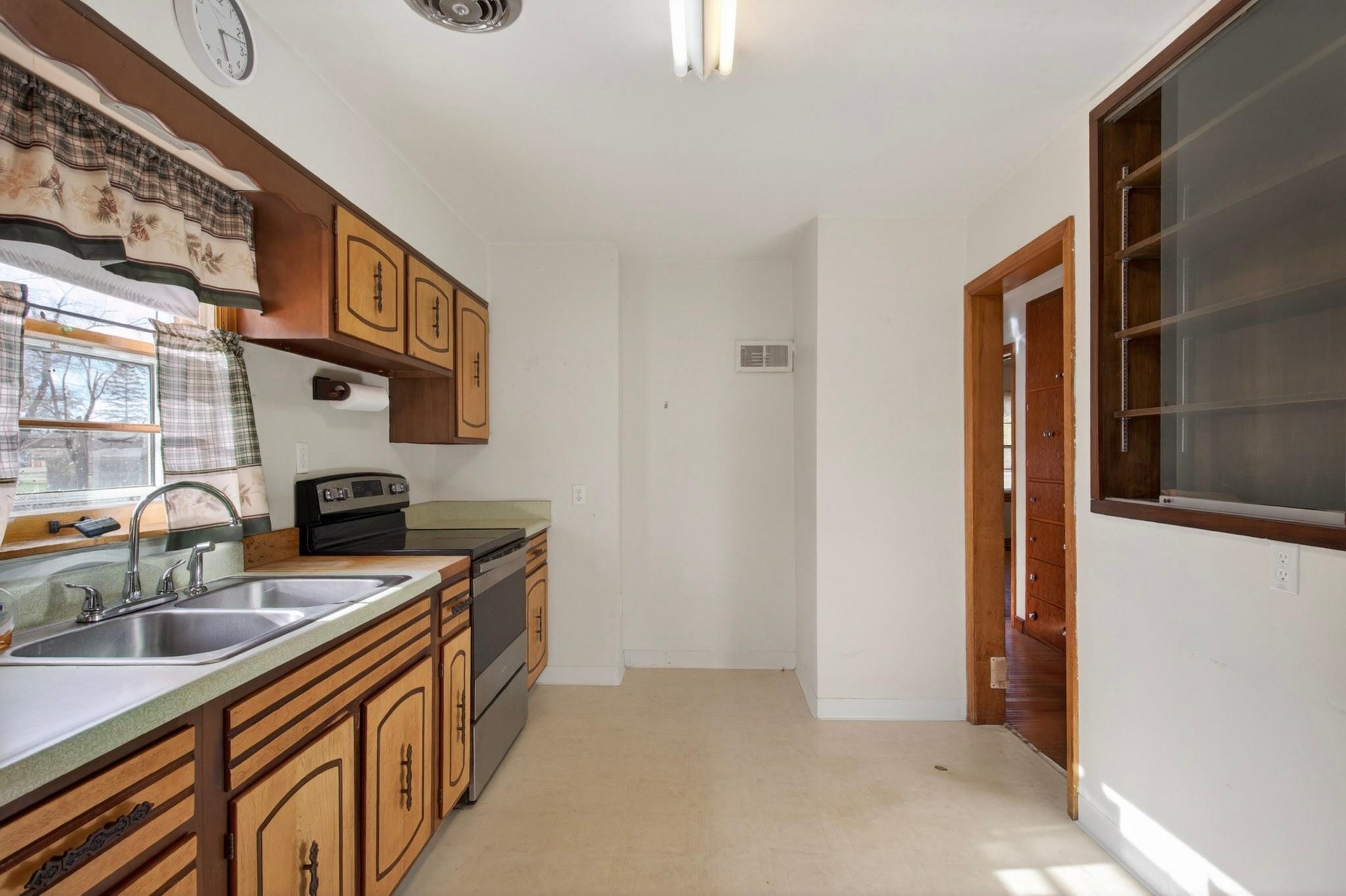 4730 10TH STREET SOUTH, Wisconsin Rapids, Wisconsin 54494, 2 Bedrooms Bedrooms, ,1 BathroomBathrooms,Residential,For Sale,4730 10TH STREET SOUTH,22601778