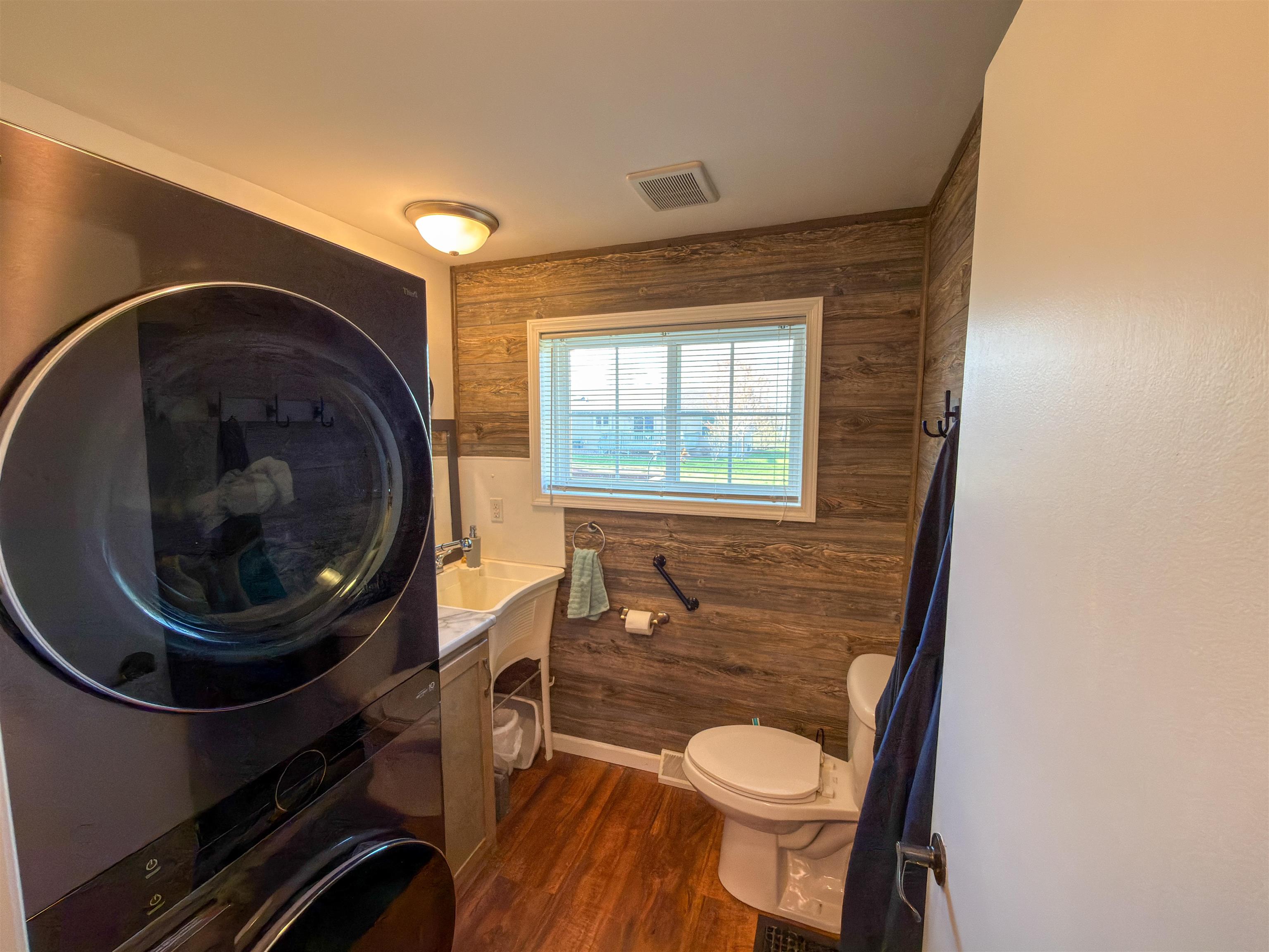 1102 W SAINT PAUL STREET, Merrill, Wisconsin 54452, 3 Bedrooms Bedrooms, ,1 BathroomBathrooms,Residential,For Sale,1102 W SAINT PAUL STREET,22601781