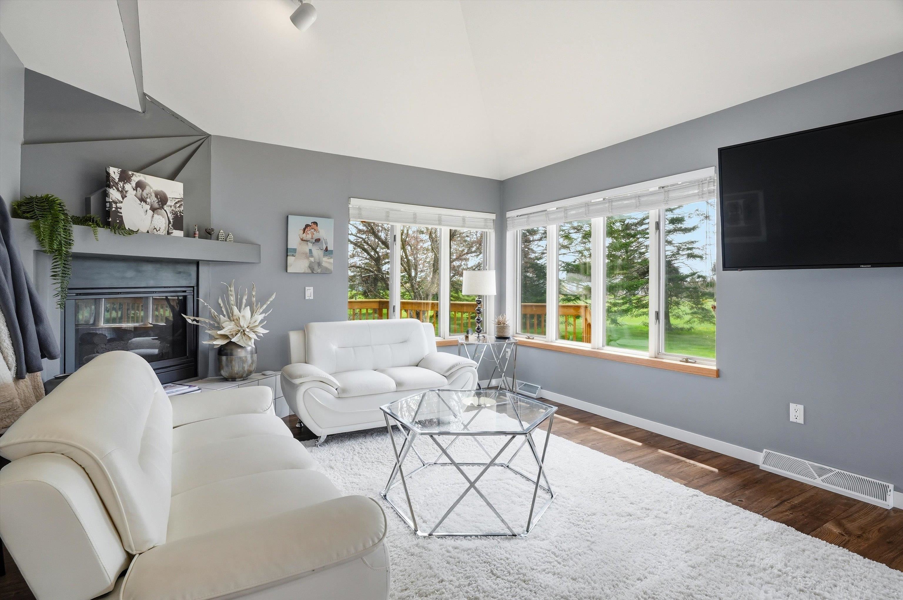 9854 RIVEREDGE DRIVE, Marshfield, Wisconsin 54449, 5 Bedrooms Bedrooms, ,4 BathroomsBathrooms,Residential,For Sale,9854 RIVEREDGE DRIVE,22601782