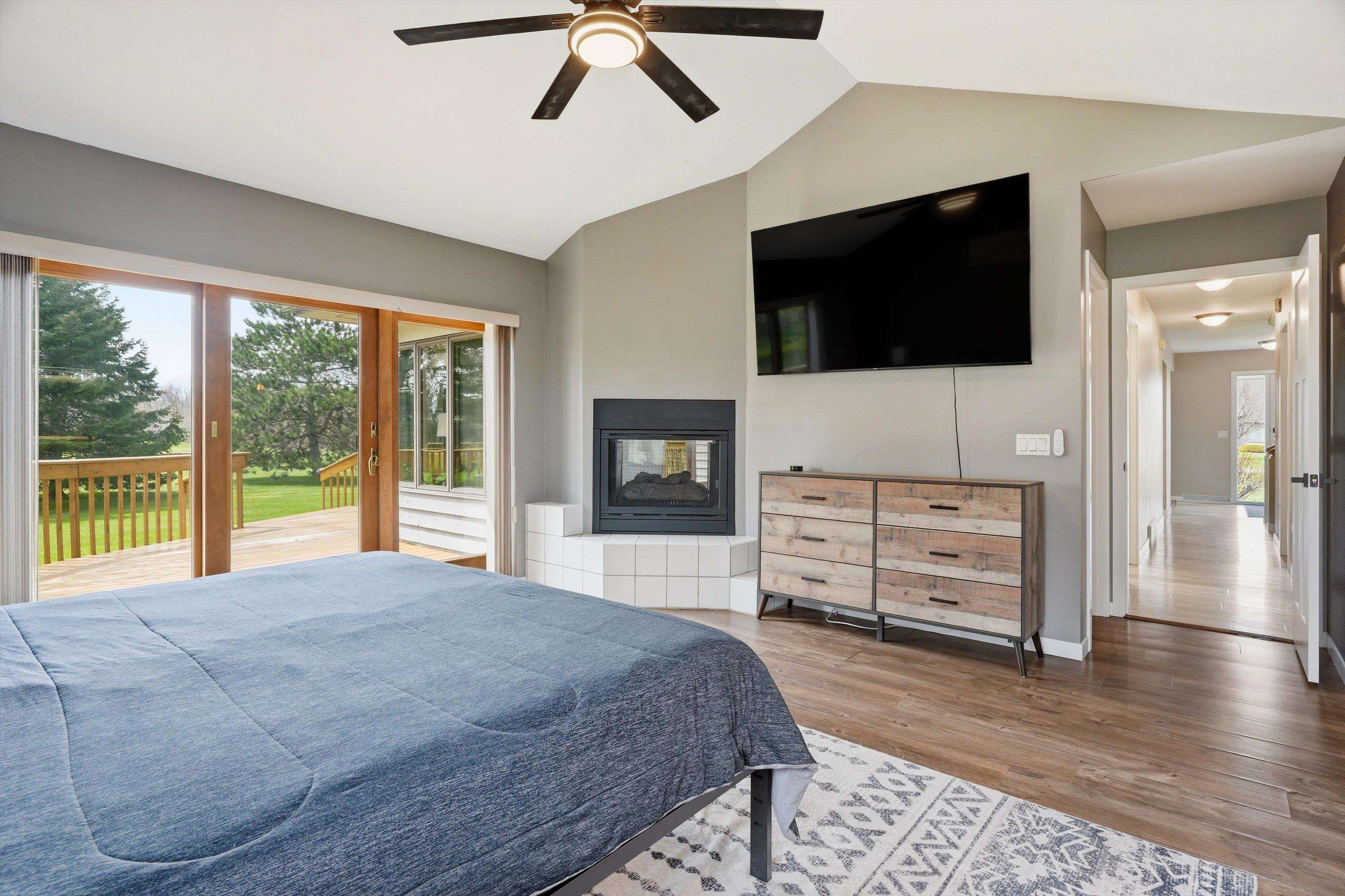 9854 RIVEREDGE DRIVE, Marshfield, Wisconsin 54449, 5 Bedrooms Bedrooms, ,4 BathroomsBathrooms,Residential,For Sale,9854 RIVEREDGE DRIVE,22601782