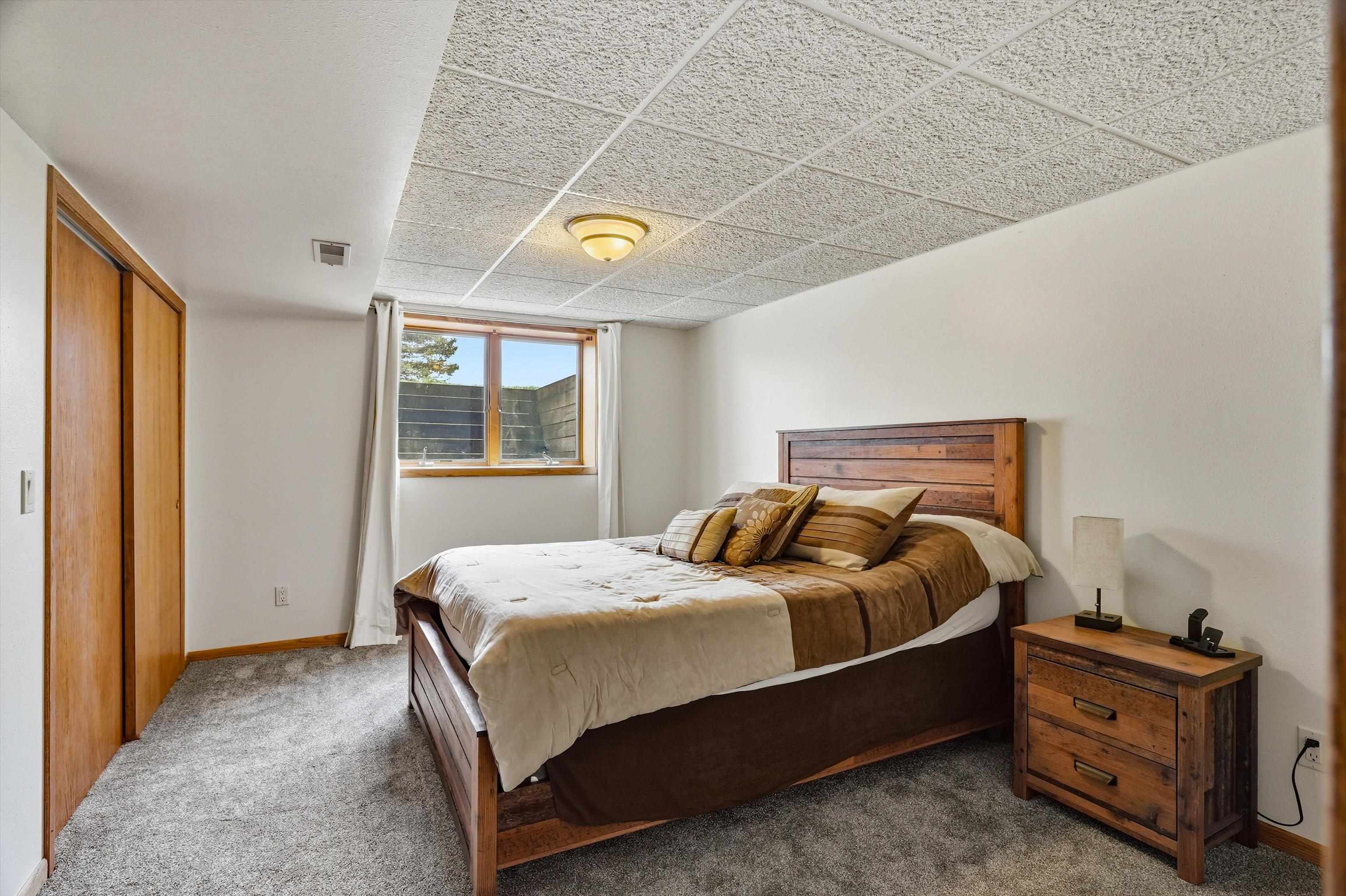 9854 RIVEREDGE DRIVE, Marshfield, Wisconsin 54449, 5 Bedrooms Bedrooms, ,4 BathroomsBathrooms,Residential,For Sale,9854 RIVEREDGE DRIVE,22601782