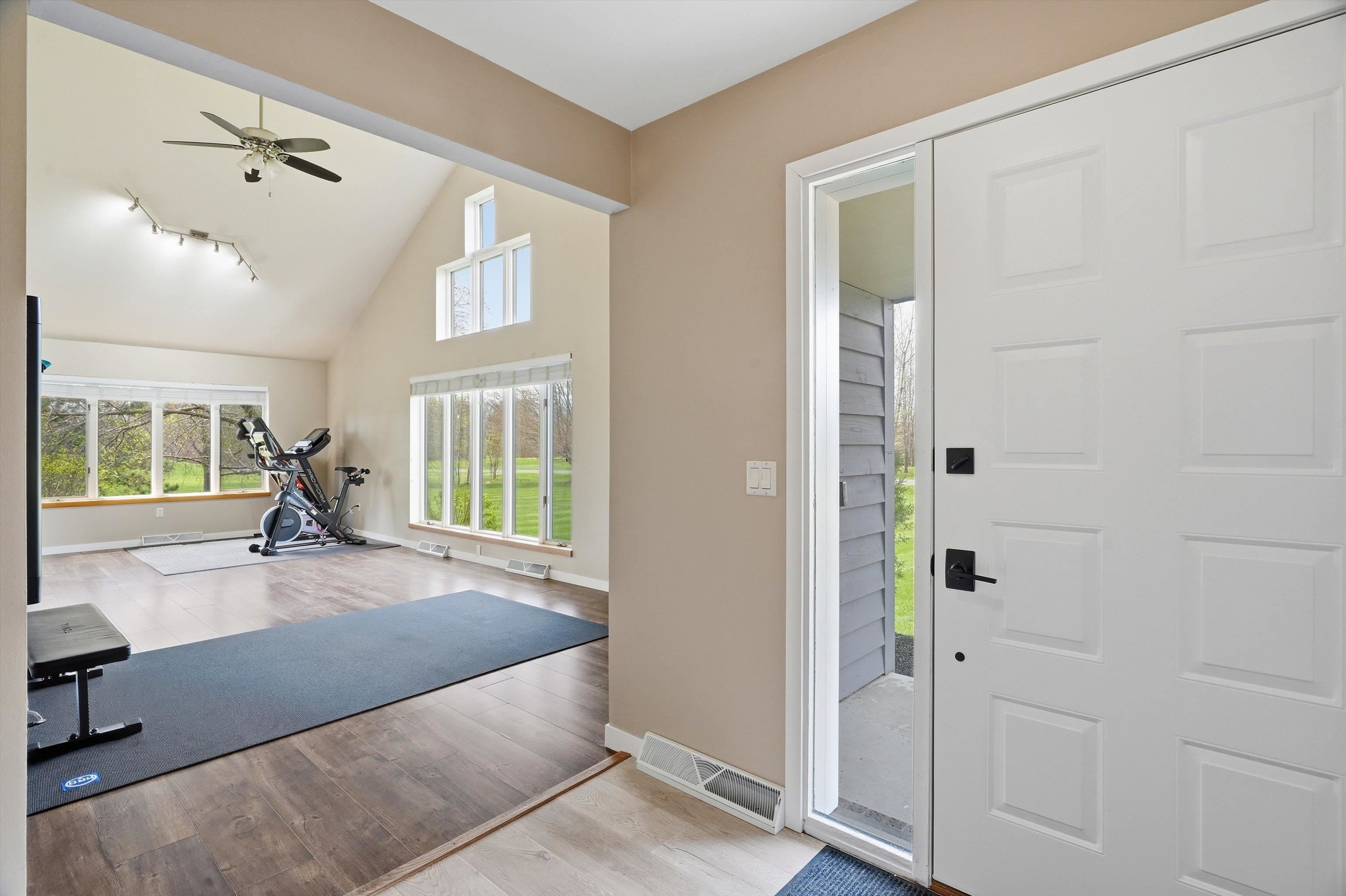 9854 RIVEREDGE DRIVE, Marshfield, Wisconsin 54449, 5 Bedrooms Bedrooms, ,4 BathroomsBathrooms,Residential,For Sale,9854 RIVEREDGE DRIVE,22601782