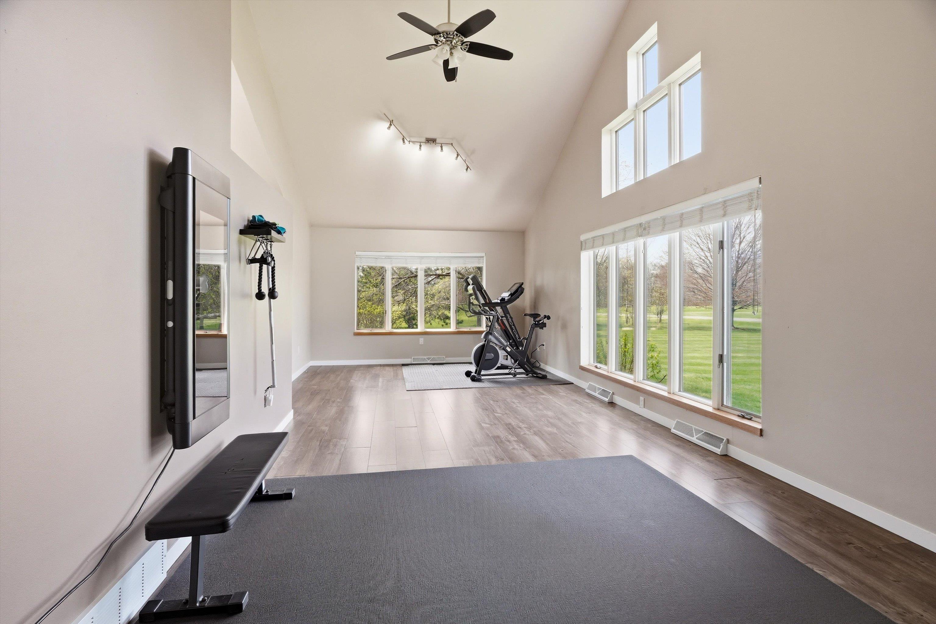 9854 RIVEREDGE DRIVE, Marshfield, Wisconsin 54449, 5 Bedrooms Bedrooms, ,4 BathroomsBathrooms,Residential,For Sale,9854 RIVEREDGE DRIVE,22601782