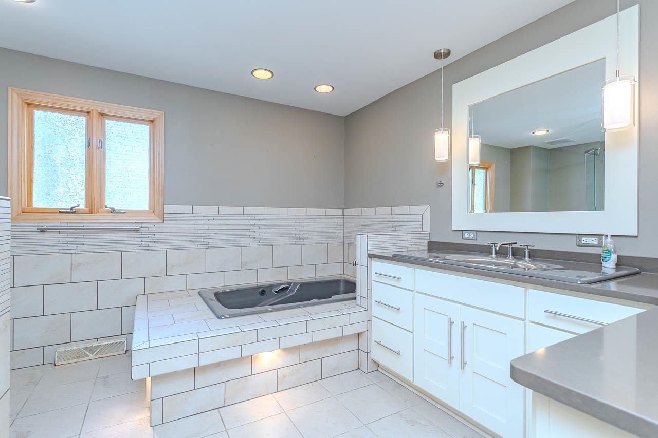 3902 PINE CONE LANE, Wausau, Wisconsin 54403, 3 Bedrooms Bedrooms, ,2 BathroomsBathrooms,Residential,For Sale,3902 PINE CONE LANE,22601784