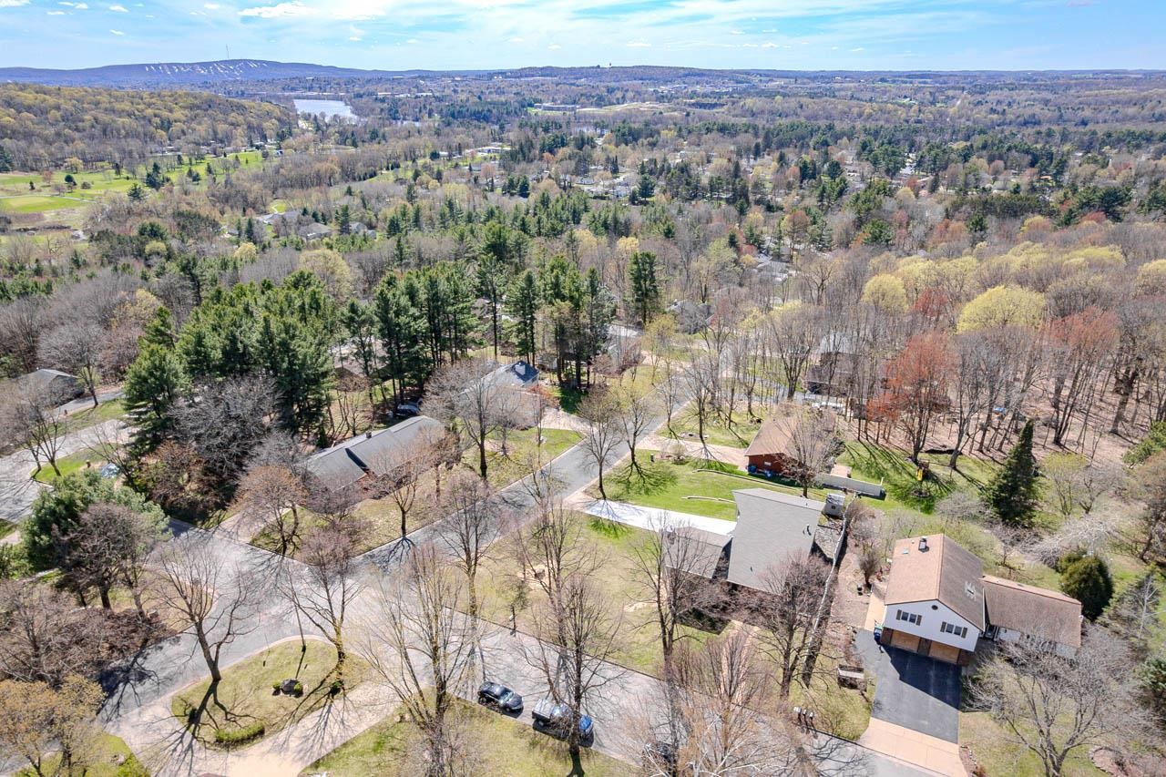 3902 PINE CONE LANE, Wausau, Wisconsin 54403, 3 Bedrooms Bedrooms, ,2 BathroomsBathrooms,Residential,For Sale,3902 PINE CONE LANE,22601784