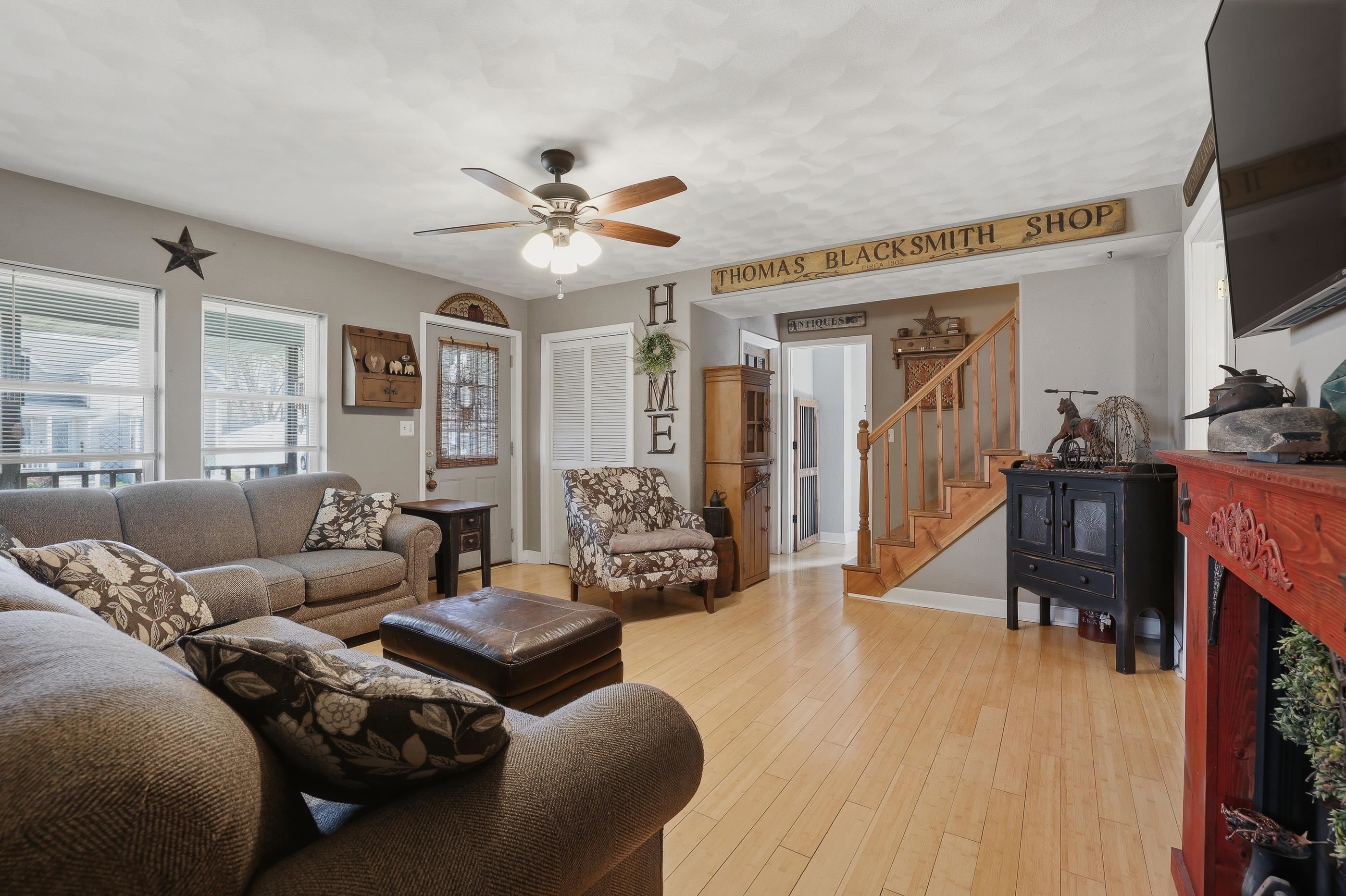 334 ROBBINS STREET, SEYMOUR, Wisconsin 54165, 4 Bedrooms Bedrooms, ,2 BathroomsBathrooms,Residential,For Sale,334 ROBBINS STREET,22601787