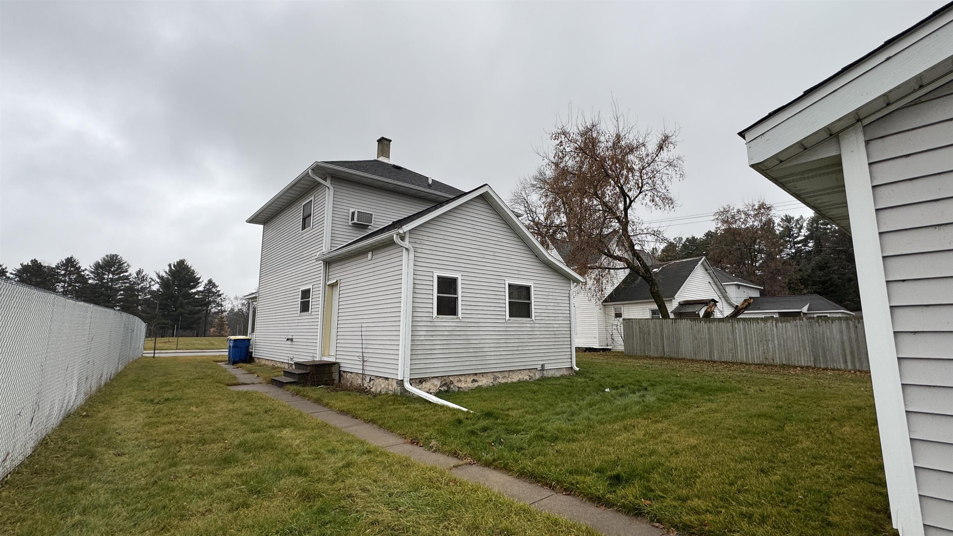 108 W 3RD STREET, Merrill, Wisconsin 54452, 2 Bedrooms Bedrooms, ,1 BathroomBathrooms,Multi-family,For Sale,108 W 3RD STREET,22601791
