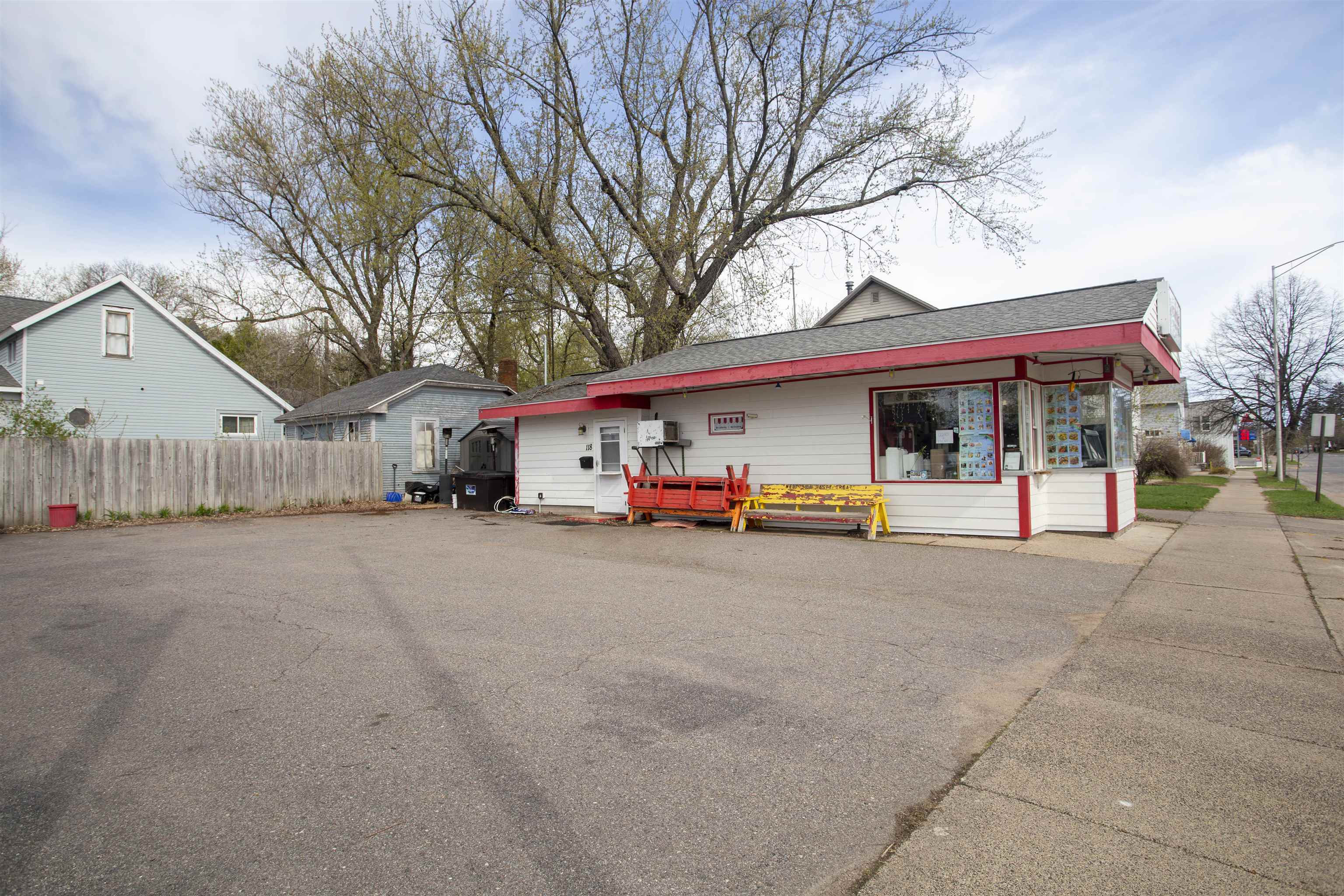 118 S 3RD AVENUE, Wausau, Wisconsin 54401, ,Commercial/industrial,For Sale,118 S 3RD AVENUE,22601794