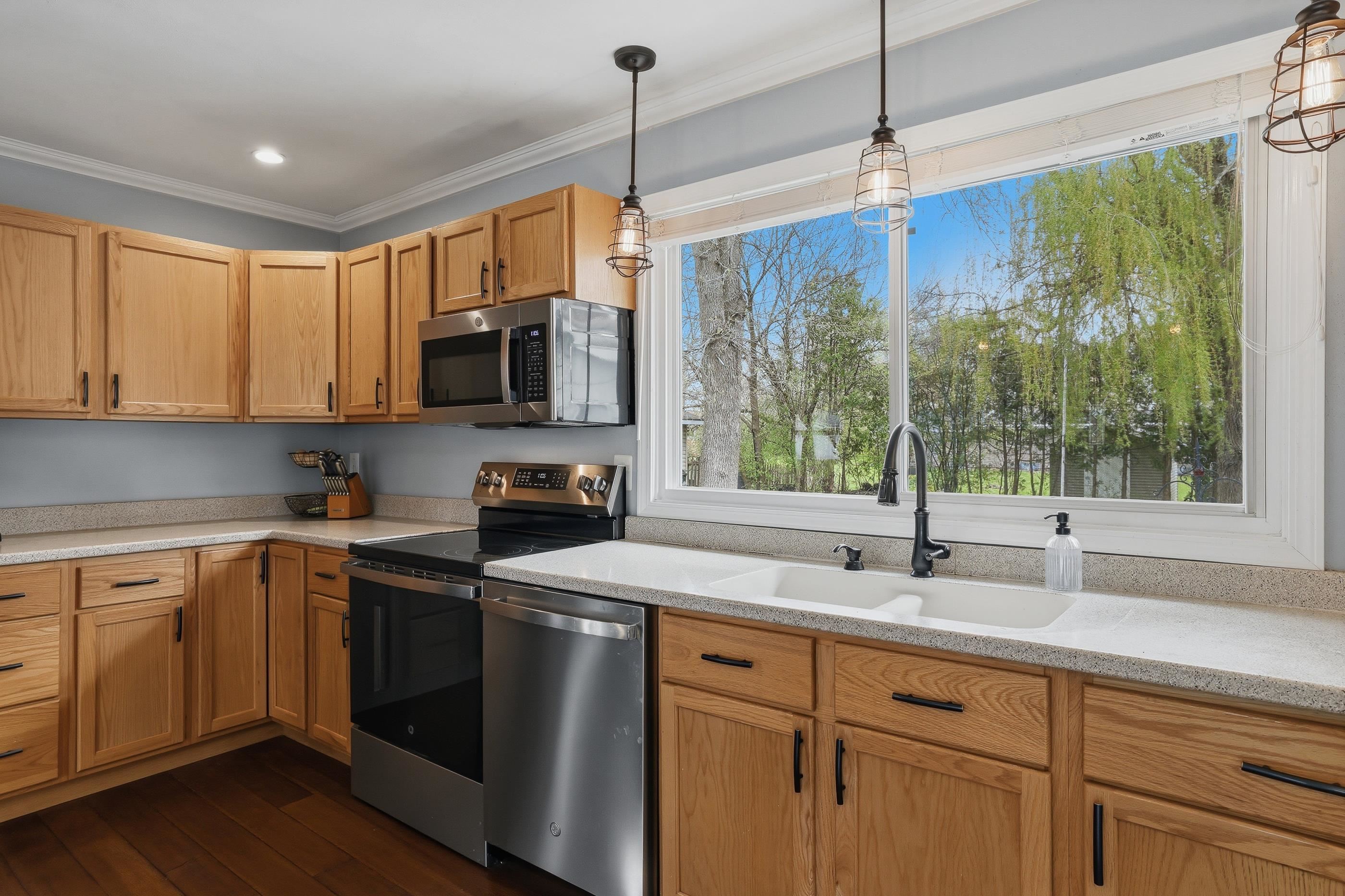 417 S 3RD STREET, Winneconne, Wisconsin 54986, 3 Bedrooms Bedrooms, ,1 BathroomBathrooms,Residential,For Sale,417 S 3RD STREET,22601797