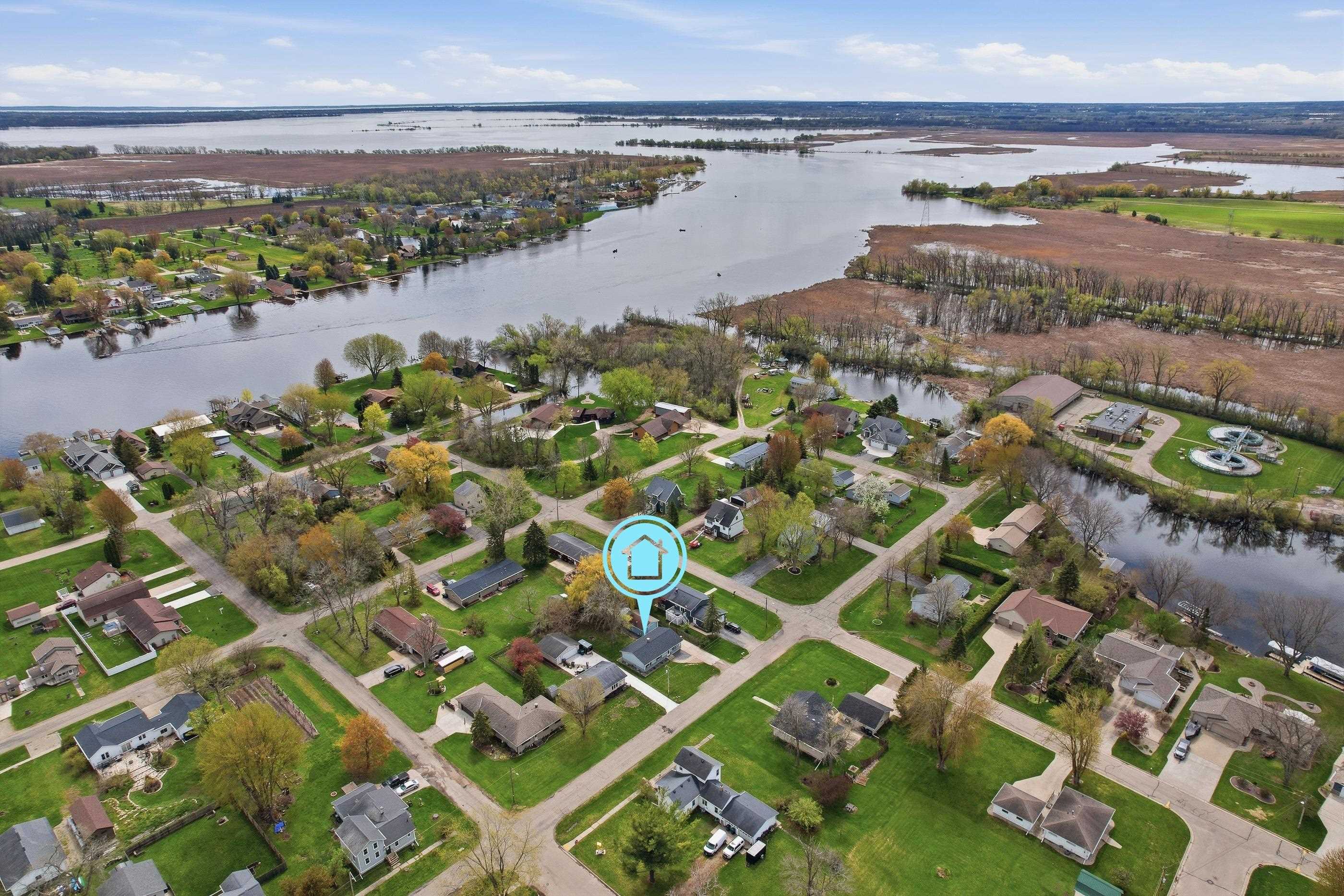 417 S 3RD STREET, Winneconne, Wisconsin 54986, 3 Bedrooms Bedrooms, ,1 BathroomBathrooms,Residential,For Sale,417 S 3RD STREET,22601797