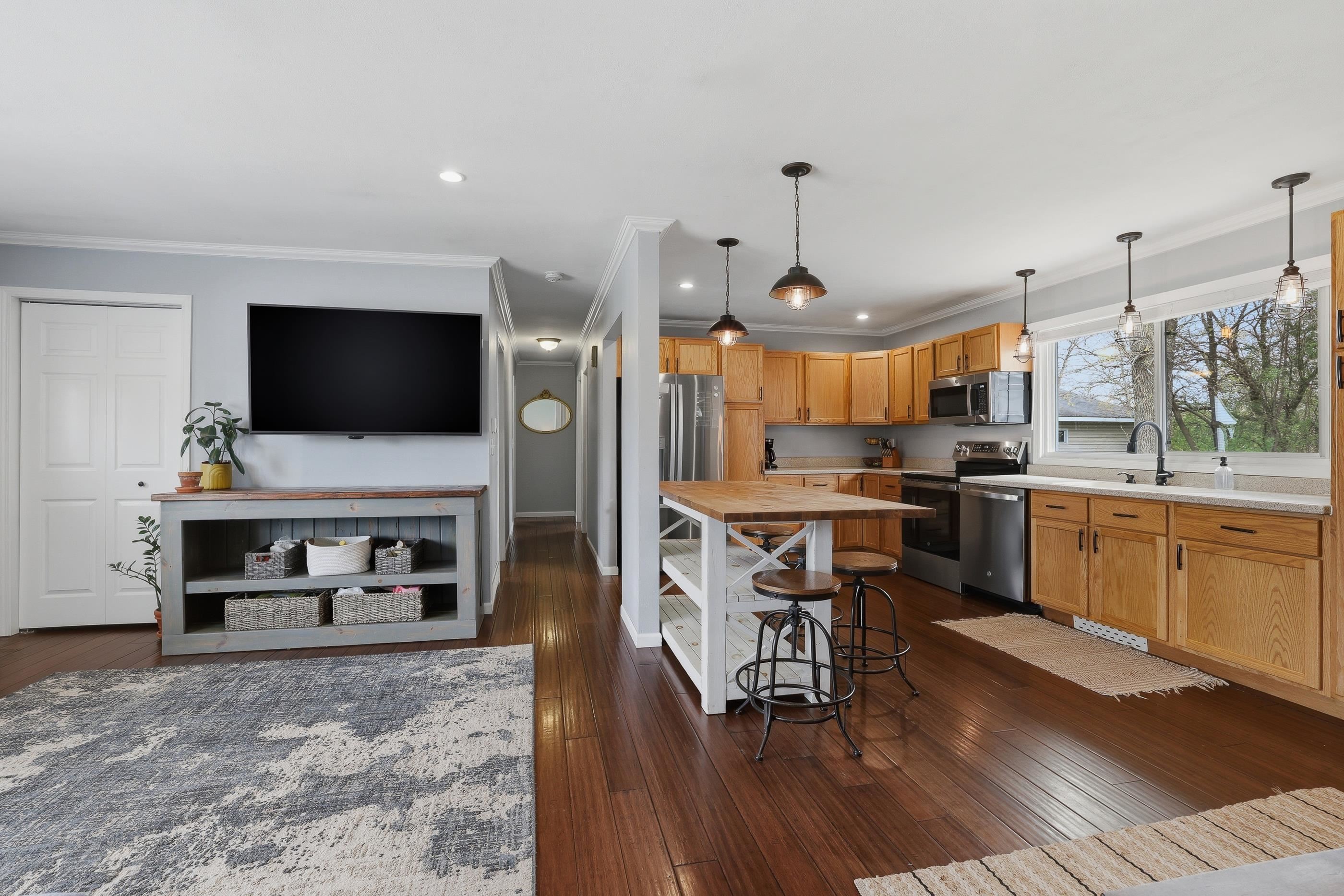 417 S 3RD STREET, Winneconne, Wisconsin 54986, 3 Bedrooms Bedrooms, ,1 BathroomBathrooms,Residential,For Sale,417 S 3RD STREET,22601797