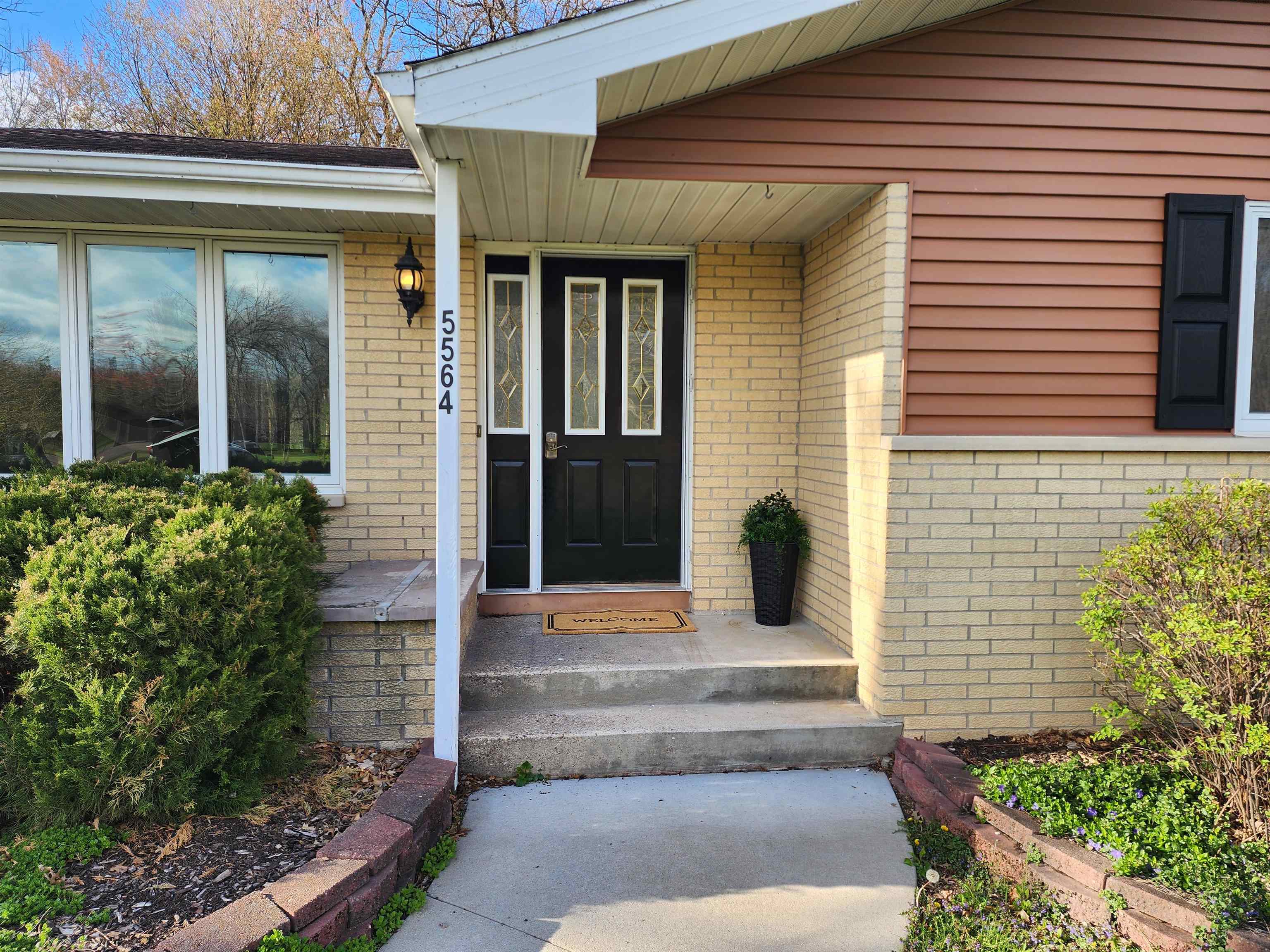 5564 JEFFERSON STREET, Stevens Point, Wisconsin 54482, 3 Bedrooms Bedrooms, ,2 BathroomsBathrooms,Residential,For Sale,5564 JEFFERSON STREET,22601801