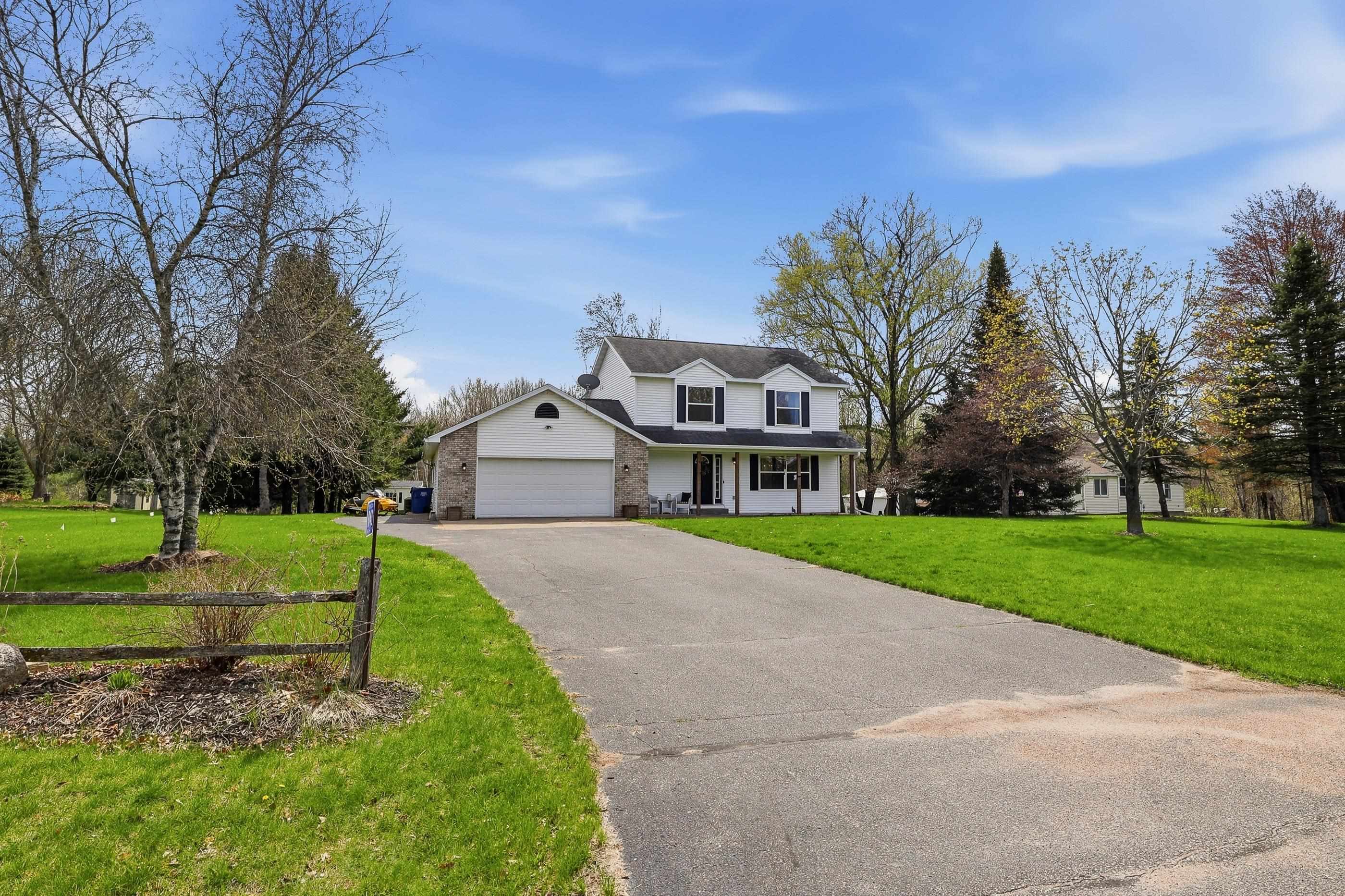 943 W RIVER ROAD, Mosinee, Wisconsin 54455, 4 Bedrooms Bedrooms, ,3 BathroomsBathrooms,Residential,For Sale,943 W RIVER ROAD,22601802