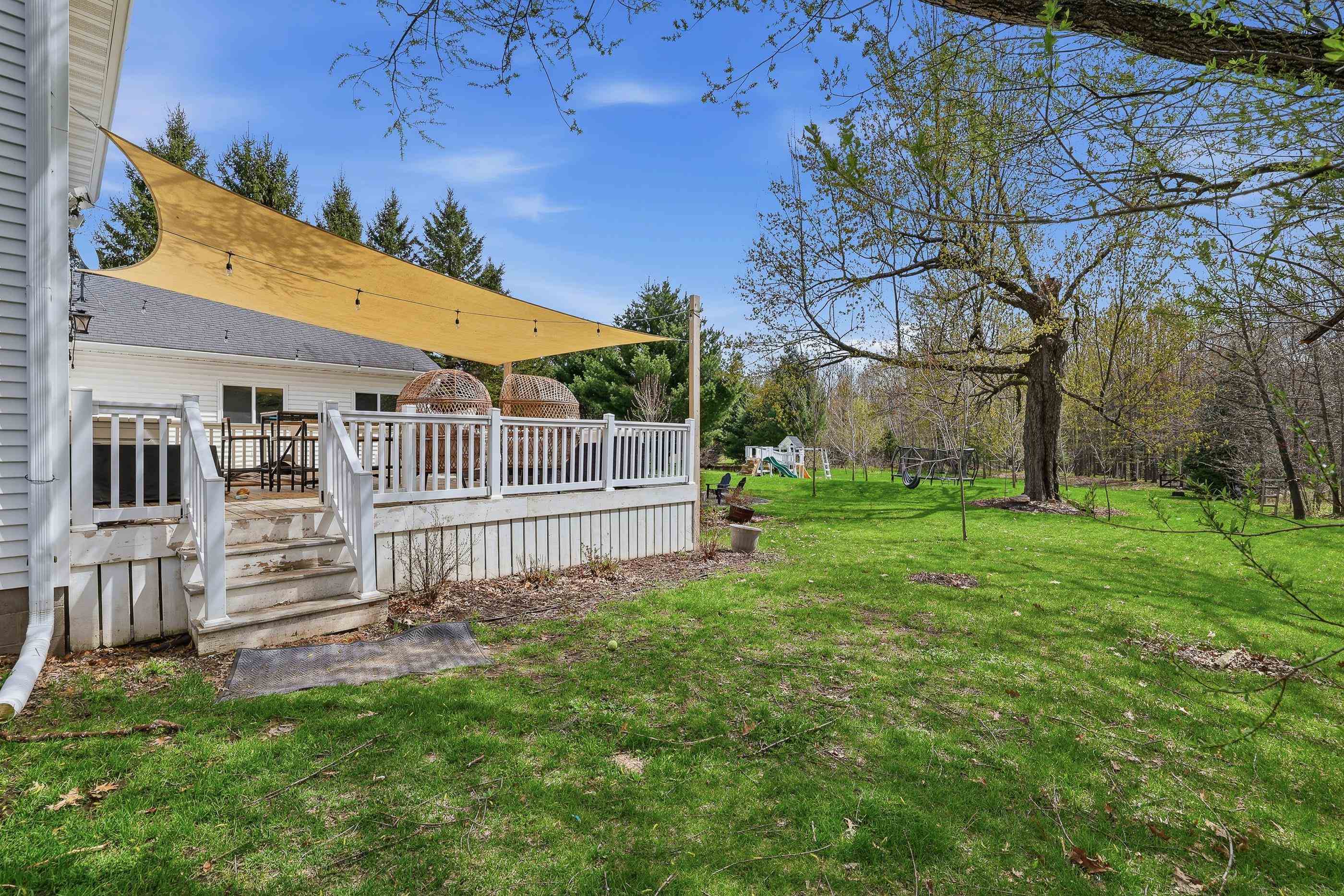 943 W RIVER ROAD, Mosinee, Wisconsin 54455, 4 Bedrooms Bedrooms, ,3 BathroomsBathrooms,Residential,For Sale,943 W RIVER ROAD,22601802