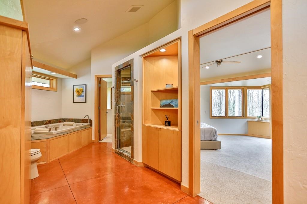 226928 BOULDER RIDGE CIRCLE, Wausau, Wisconsin 54401, 5 Bedrooms Bedrooms, ,3 BathroomsBathrooms,Residential,For Sale,226928 BOULDER RIDGE CIRCLE,22601805