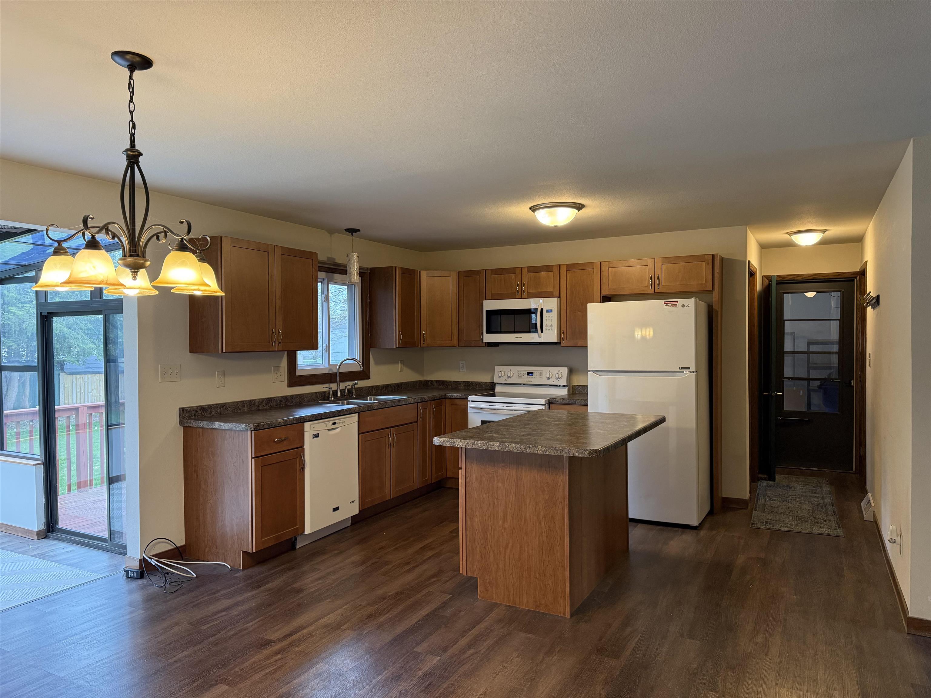 4807 STERNBERG AVENUE, Weston, Wisconsin 54476, 3 Bedrooms Bedrooms, ,1 BathroomBathrooms,Residential,For Sale,4807 STERNBERG AVENUE,22601816